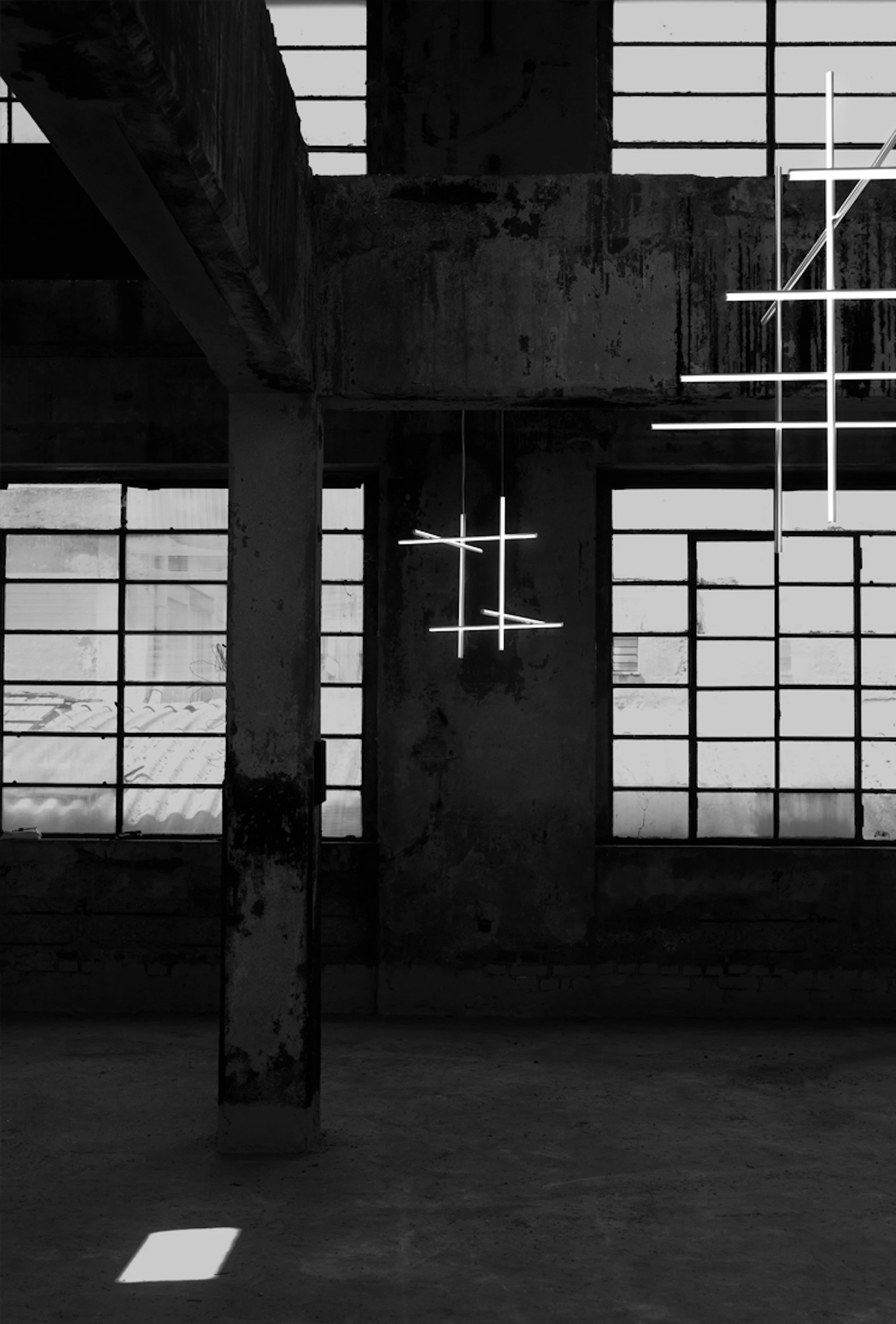 Pendelleuchte COORDINATES 4 CL III silber