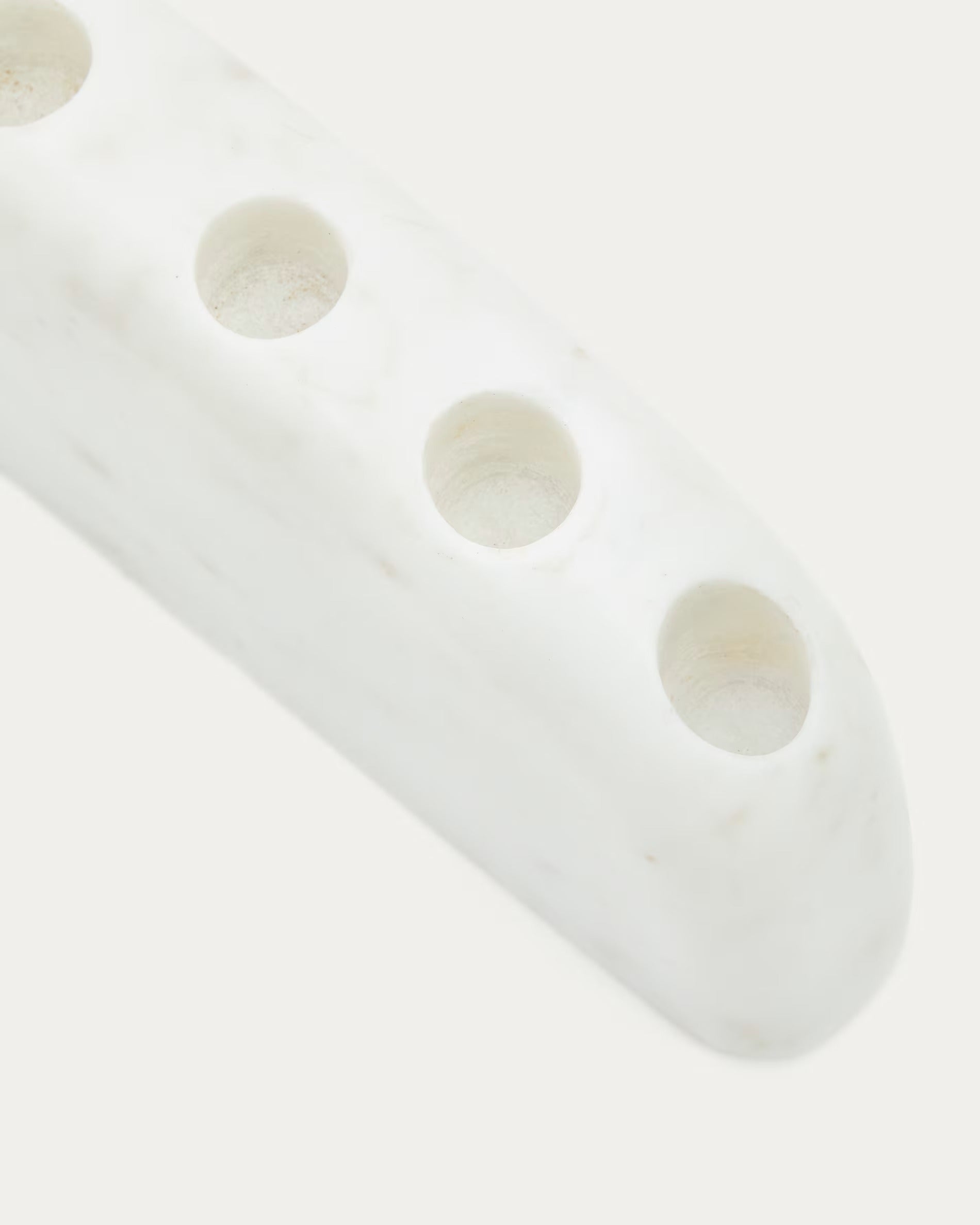 SIGNE Candle Holder White Marble