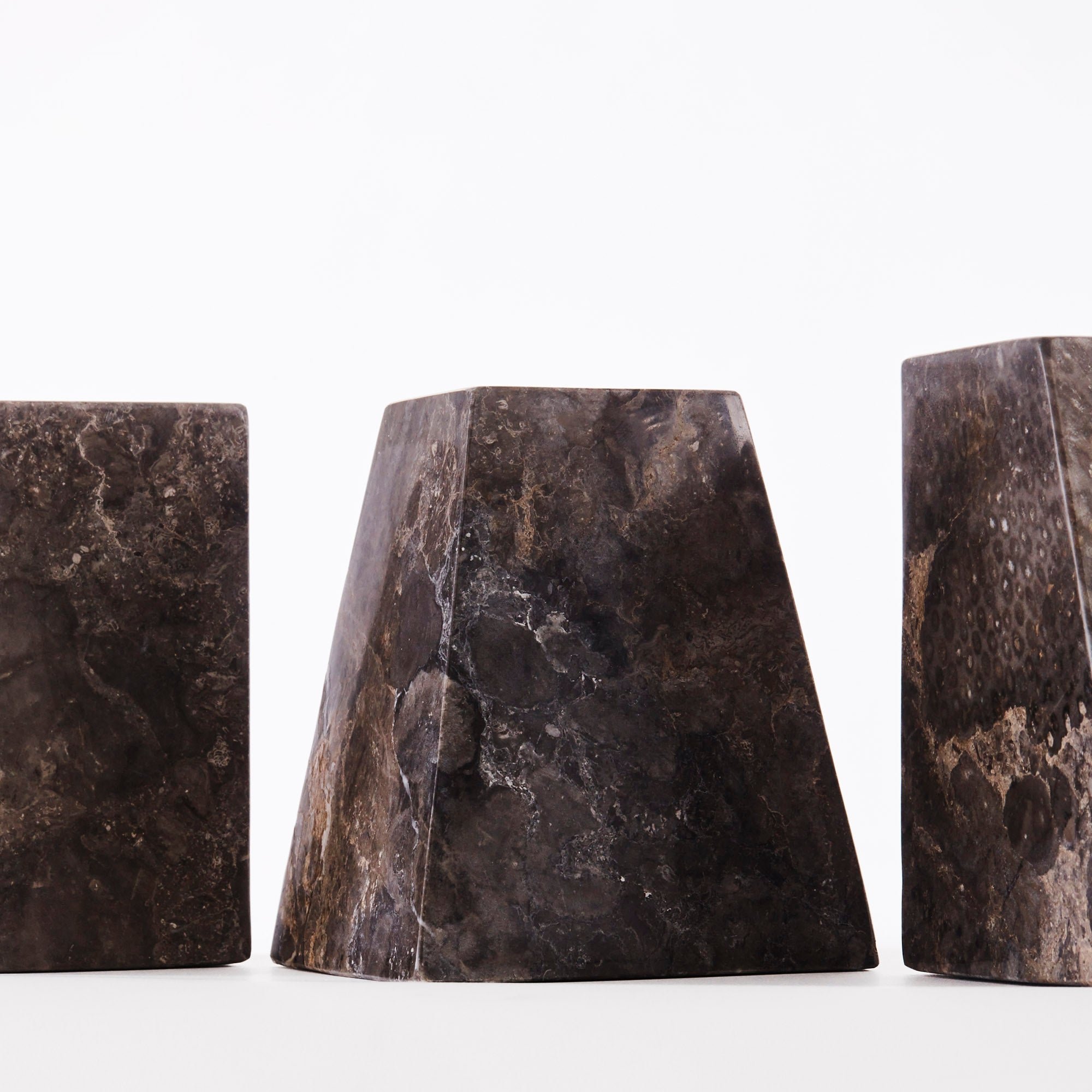 PYRAMID Candle Holder Set Gray Marble