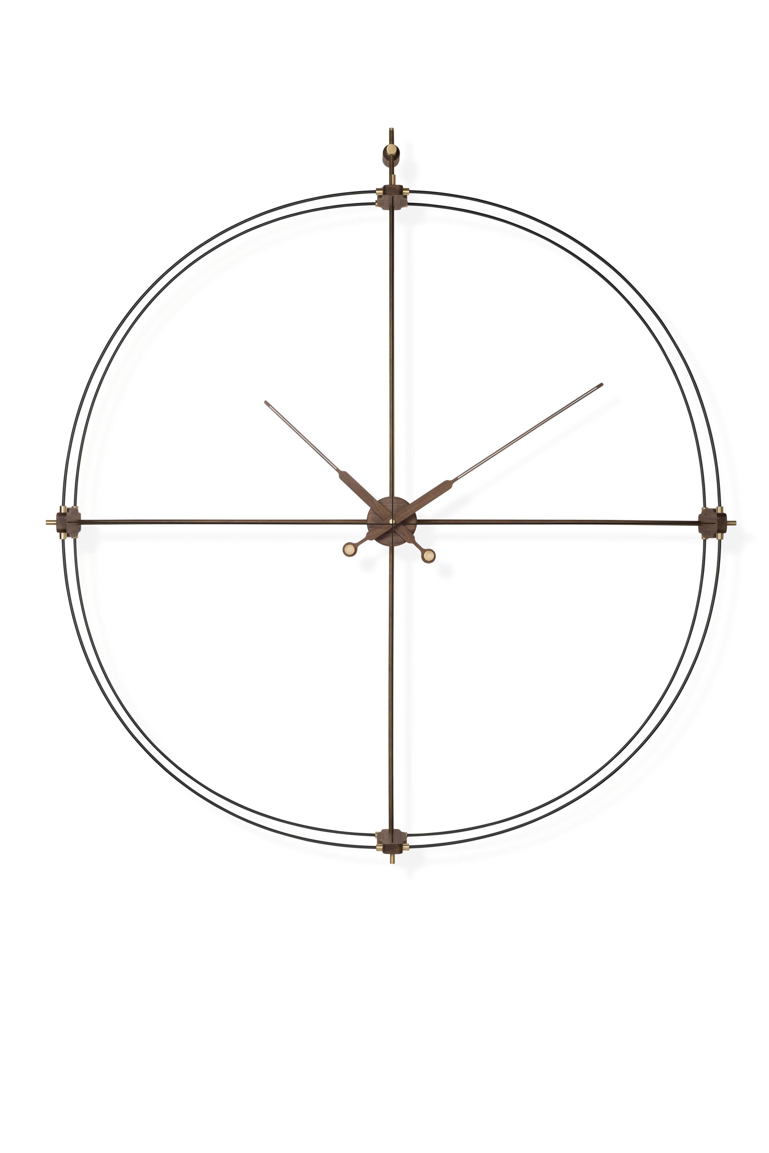 Wanduhr DELMORI PREMIUM Nussbaum mit Schwarz