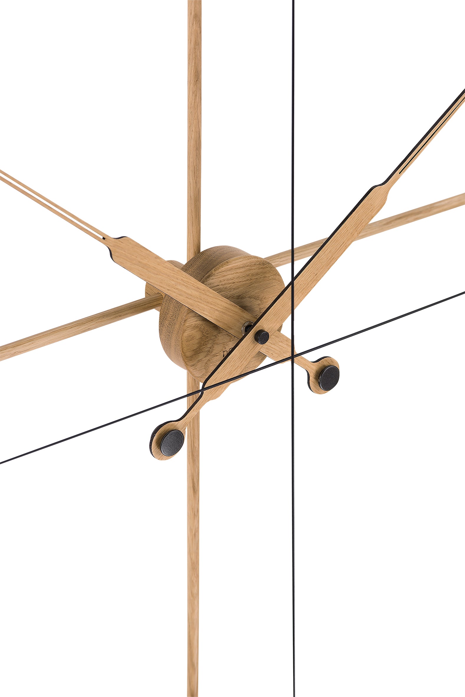 Wanduhr DELMORI PREMIUM aus Eichenholz mit Schwarz