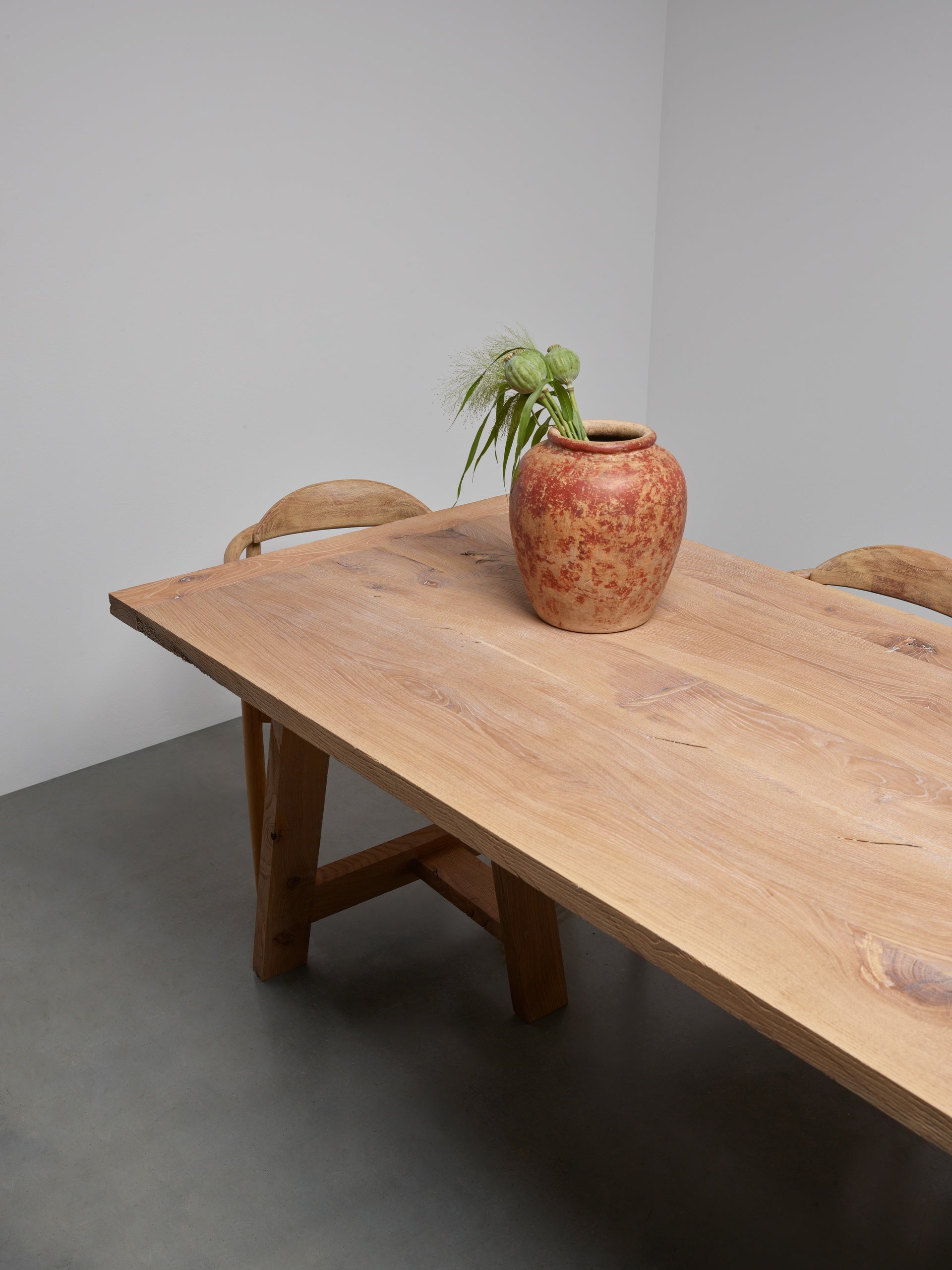 Tisch LOUIS aus Eichenholz