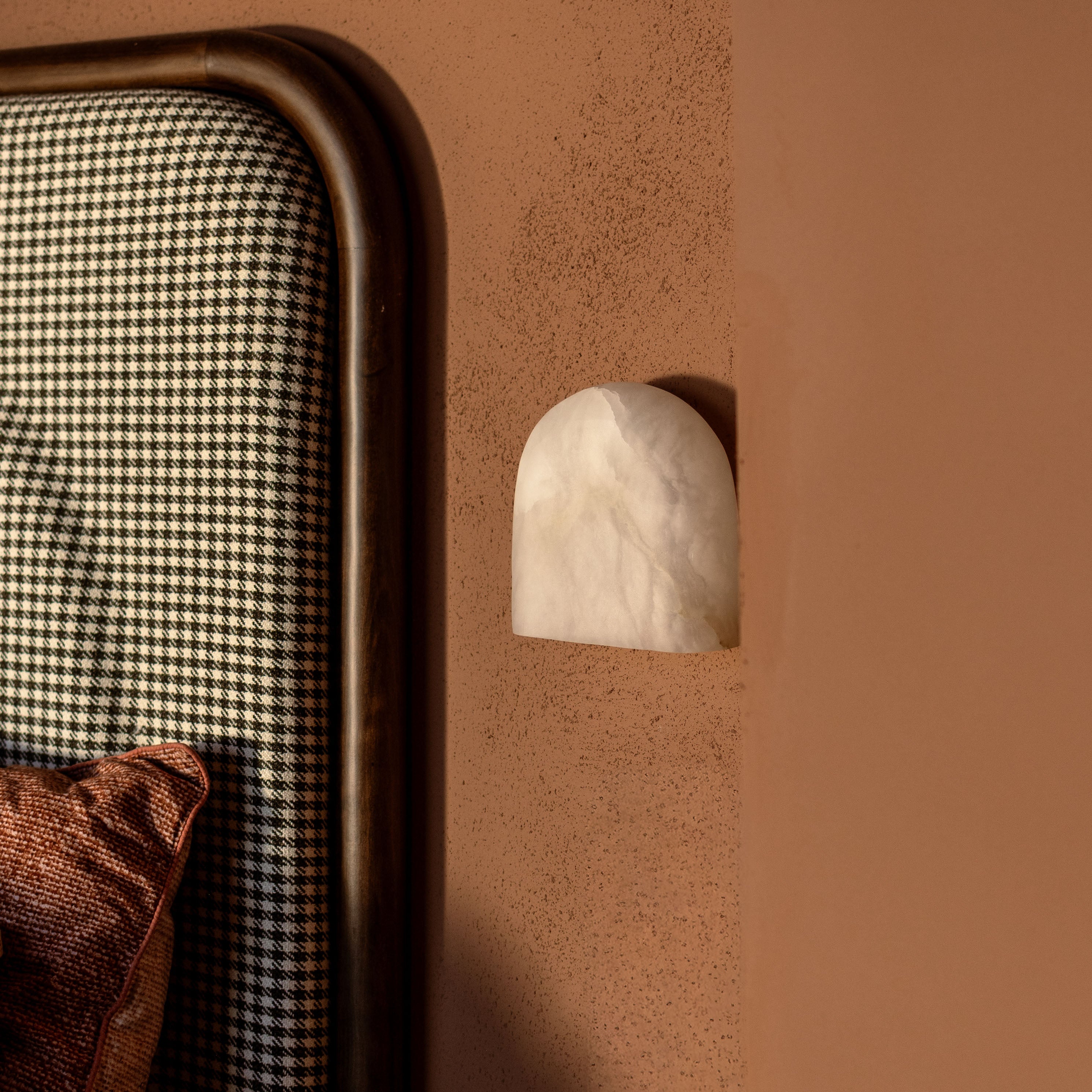 Wandleuchte TAYGETA aus Alabaster mit mattem Finish