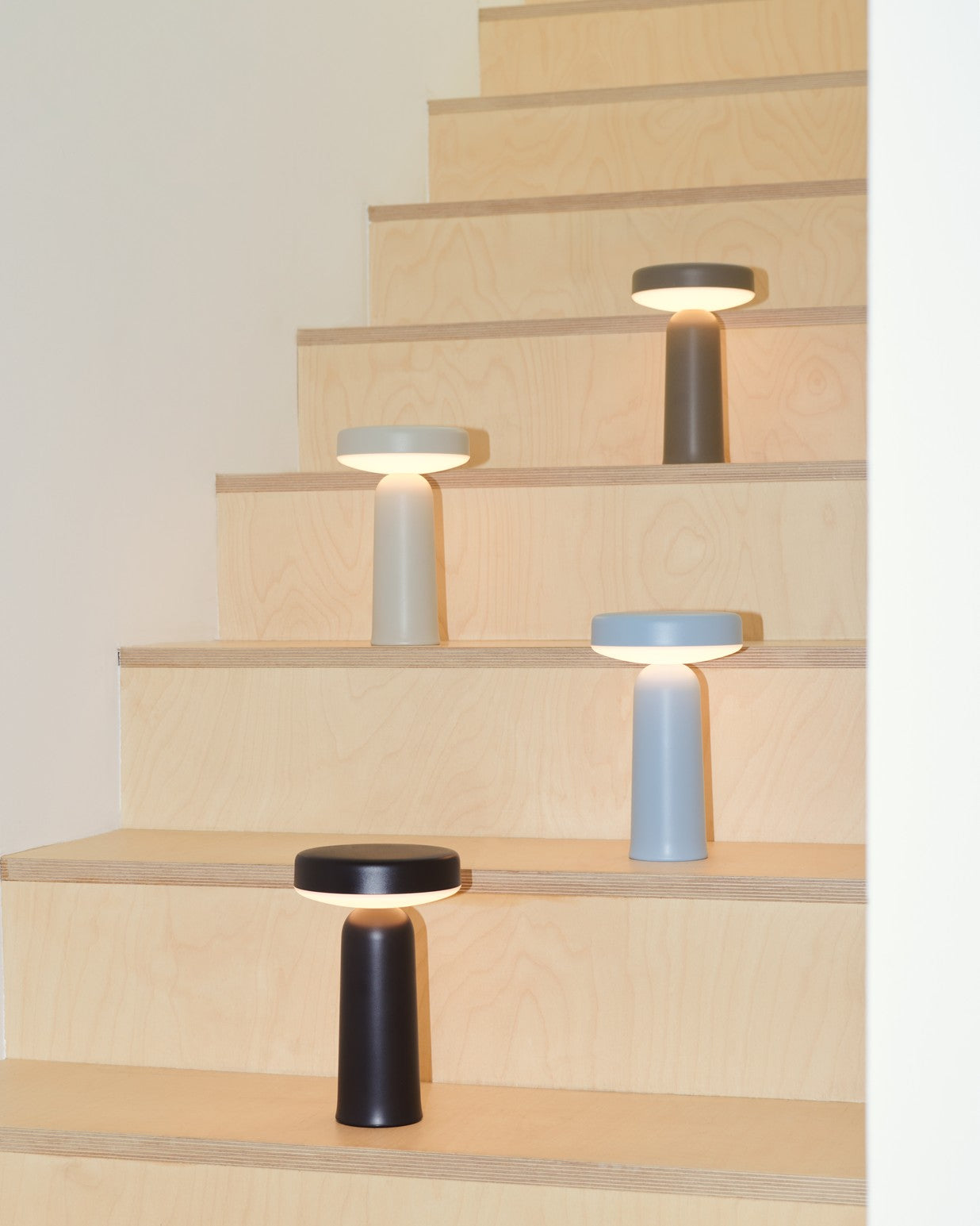Tragbare Außenlampe EASE grau