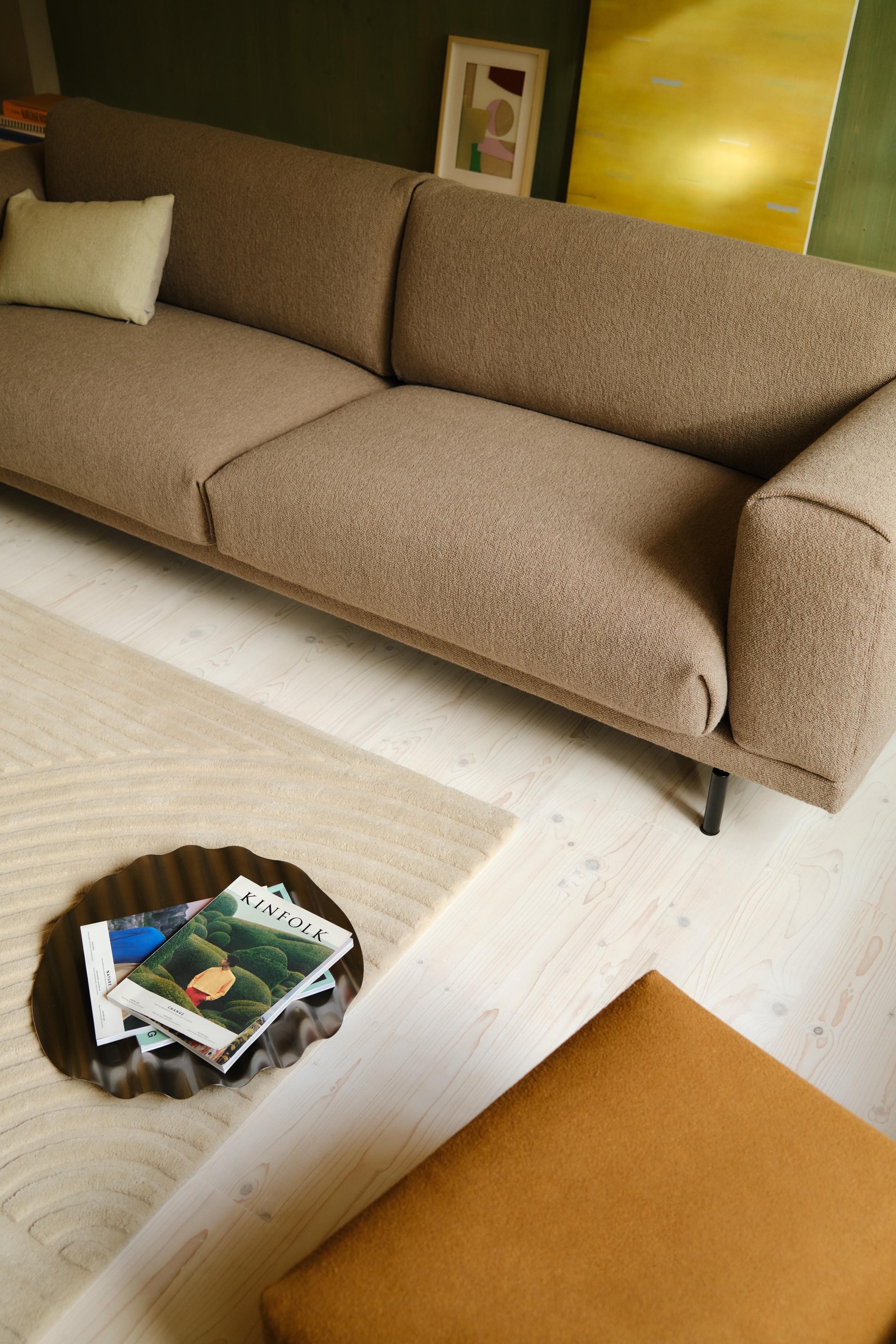 WAVE stool