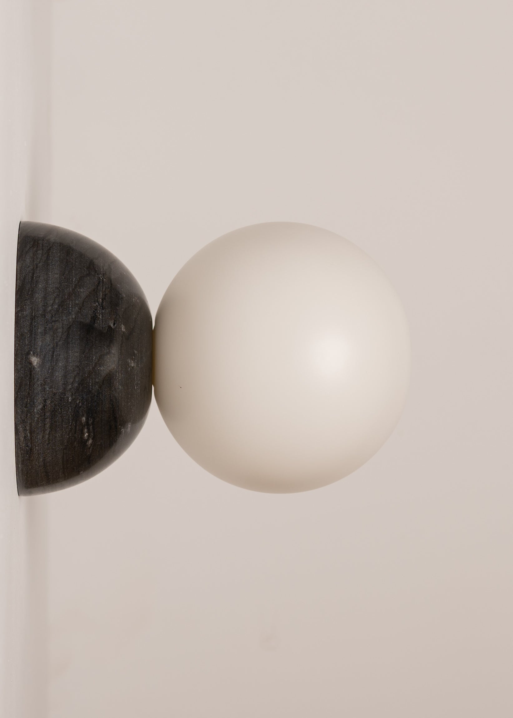 Wandleuchte EKLIPSO schwarzer Marmor
