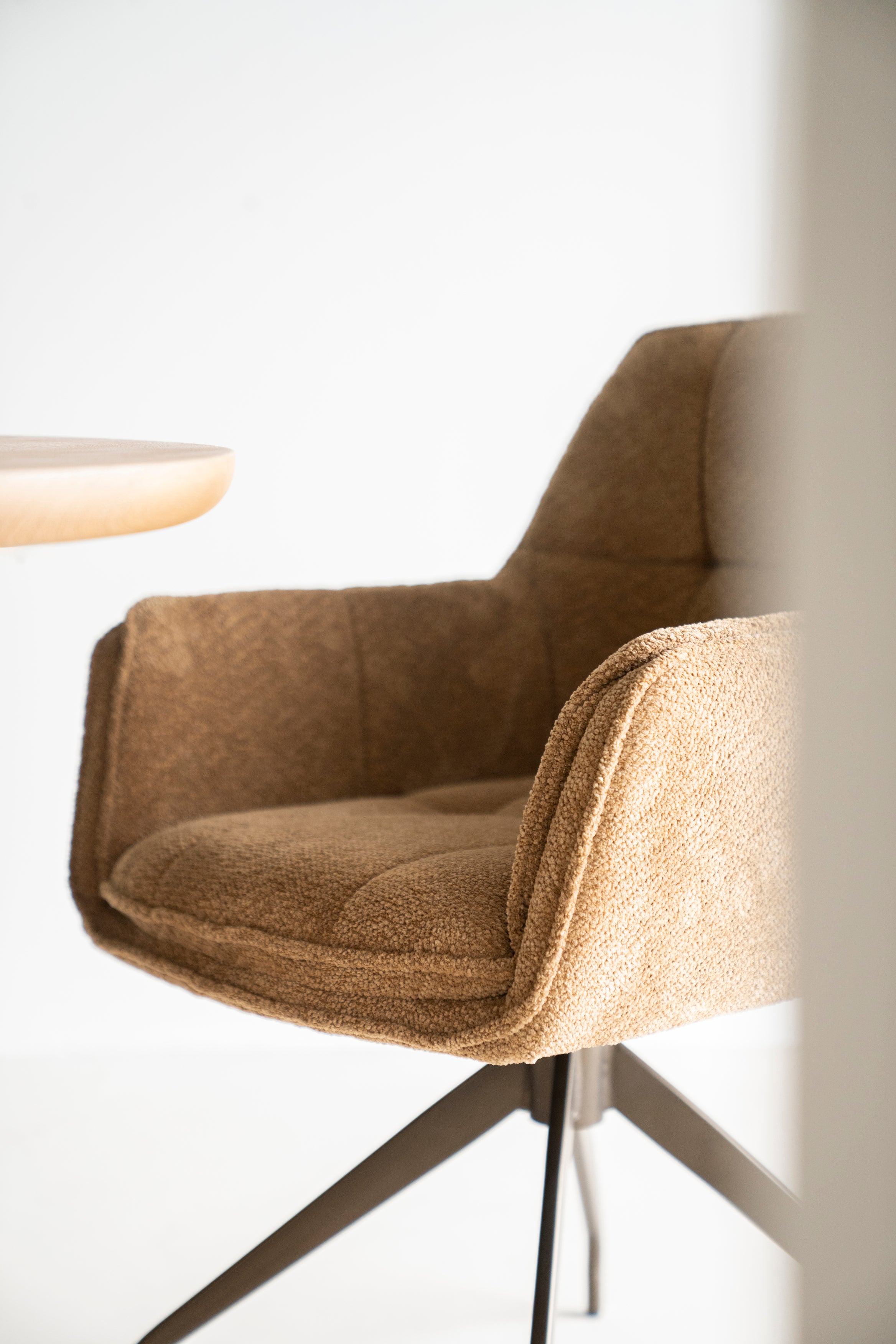 HUGO swivel chair beige with dark brown base