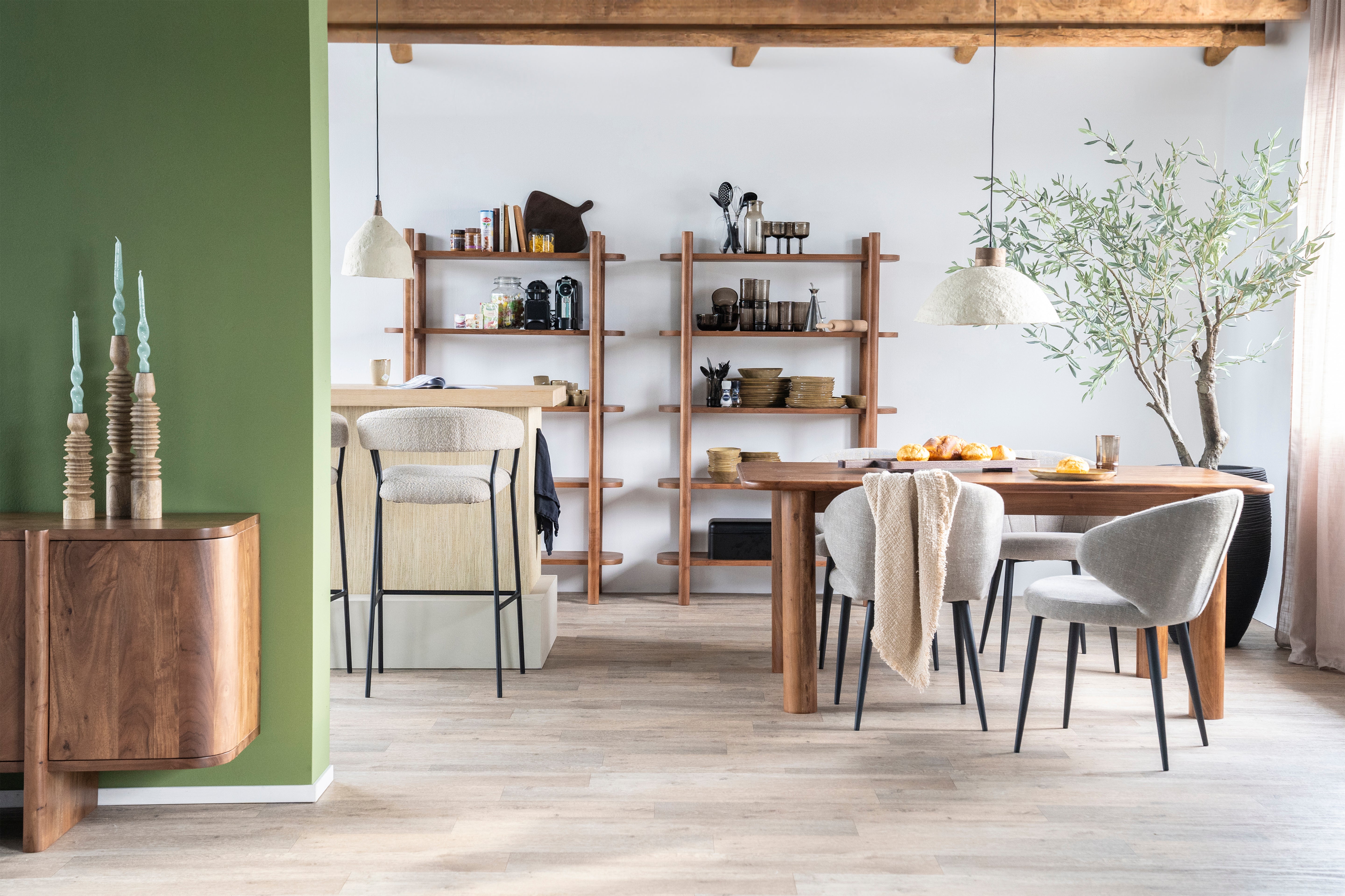 Tisch JULIAN Akazienholz