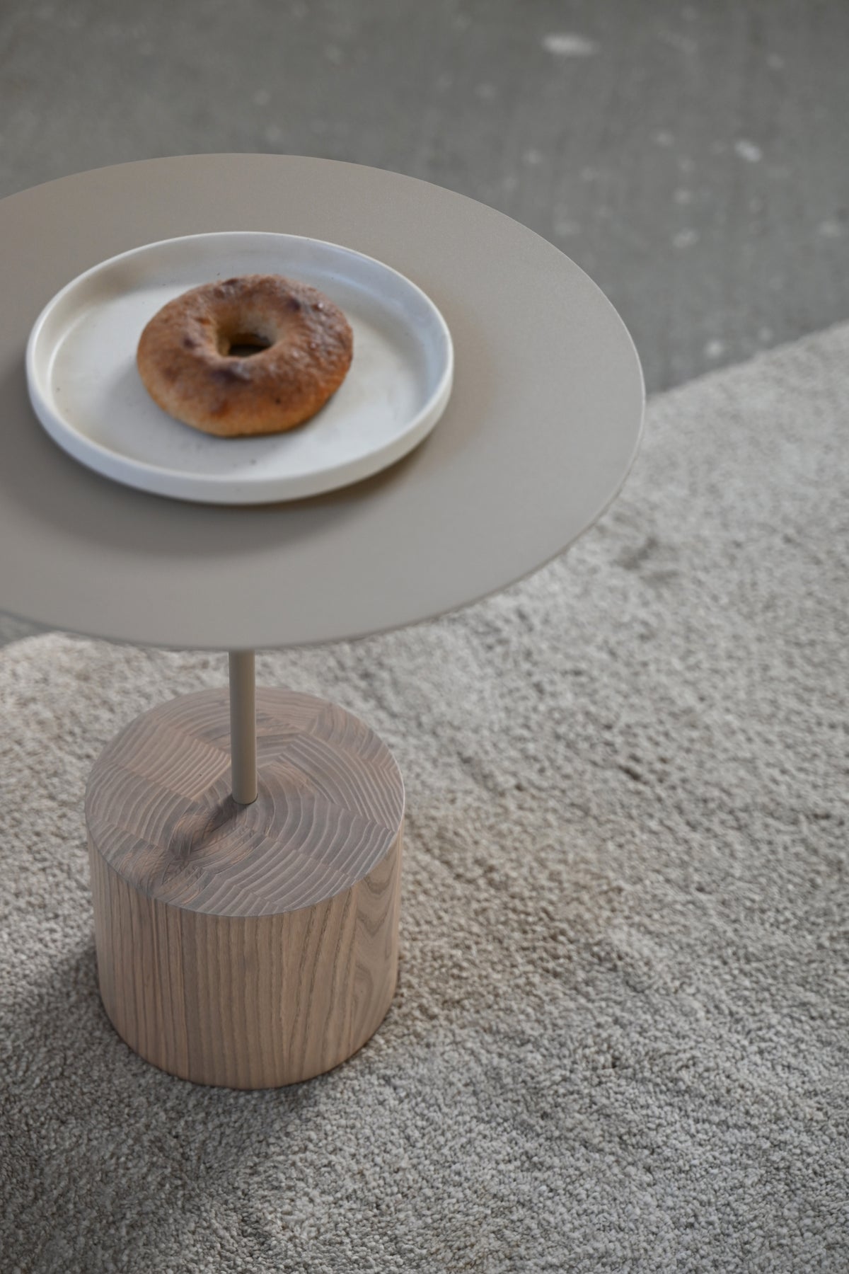 Kaffeetisch FIB aus Holz und Stahl