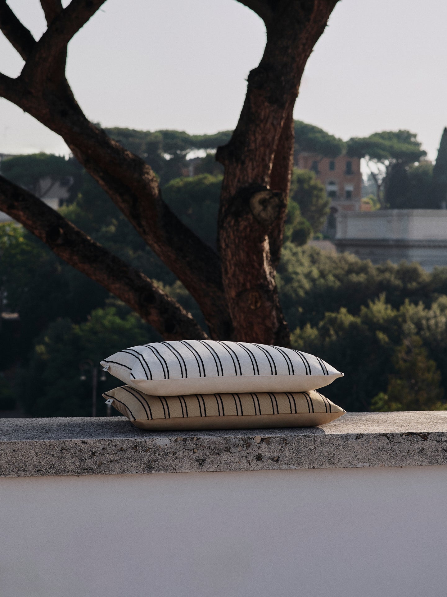 TWILL pillow broken white [Klaudia]