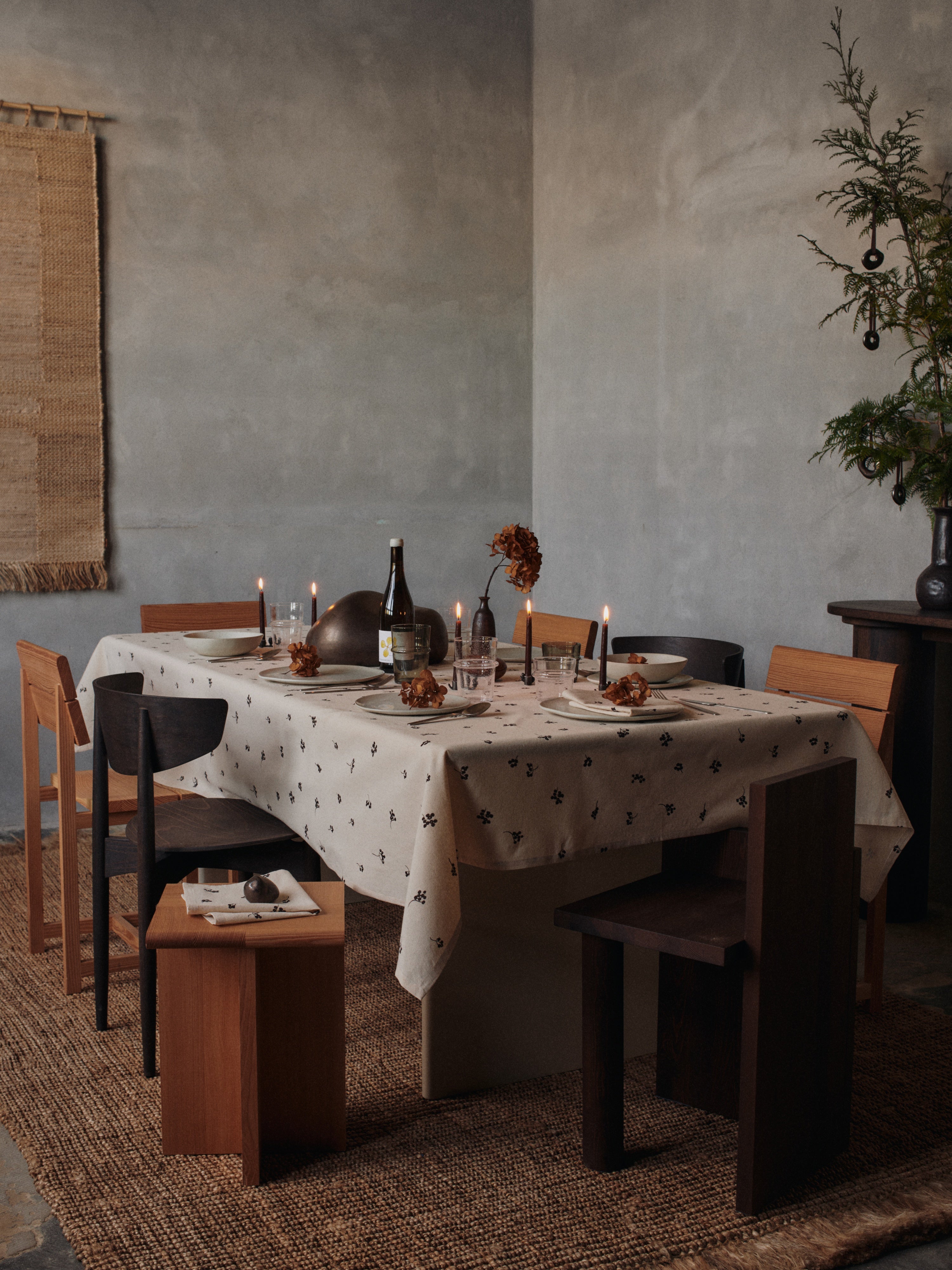 Beistelltisch SALA PIECE aus massivem Douglasienholz
