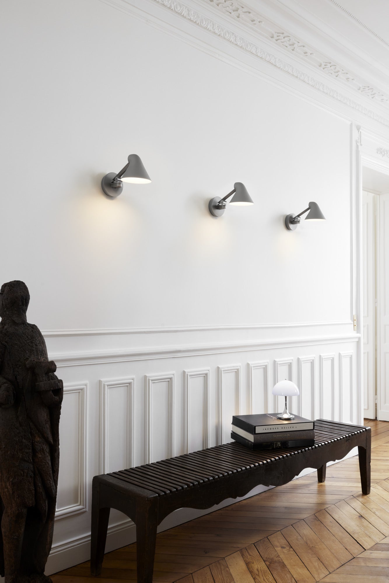 Lampa ścienna na wysięgniku regulowana NJP szary