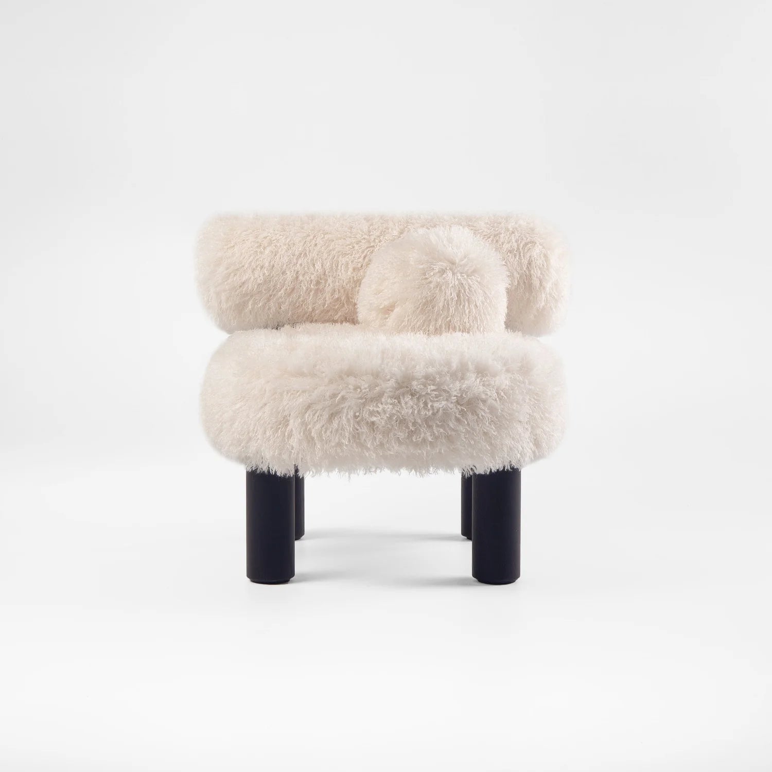 GROPIUS CS2 Armchair - FLUFFY EDITION artificial fur