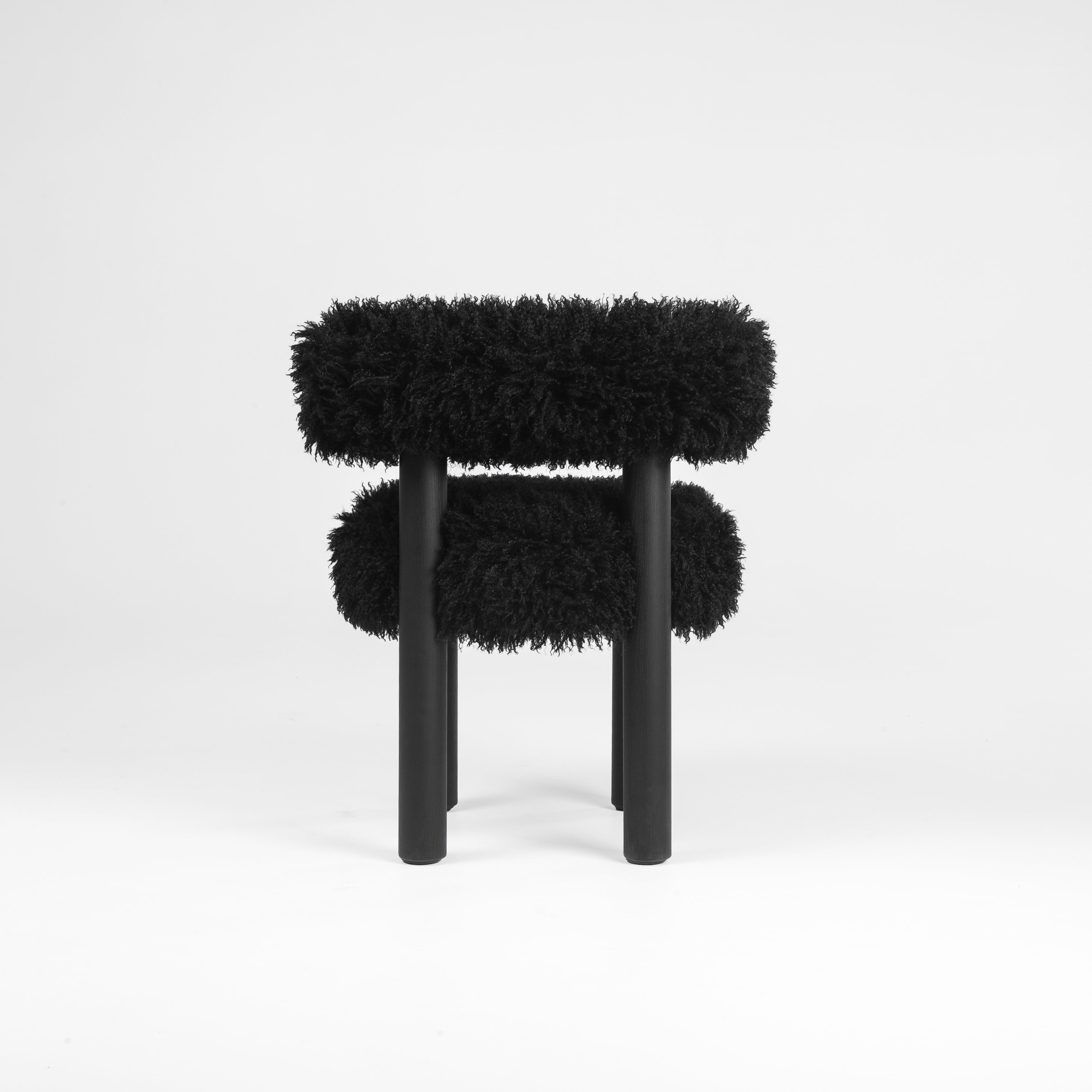 GROPIUS CS2 Chair - FLUFFY EDITION artificial fur