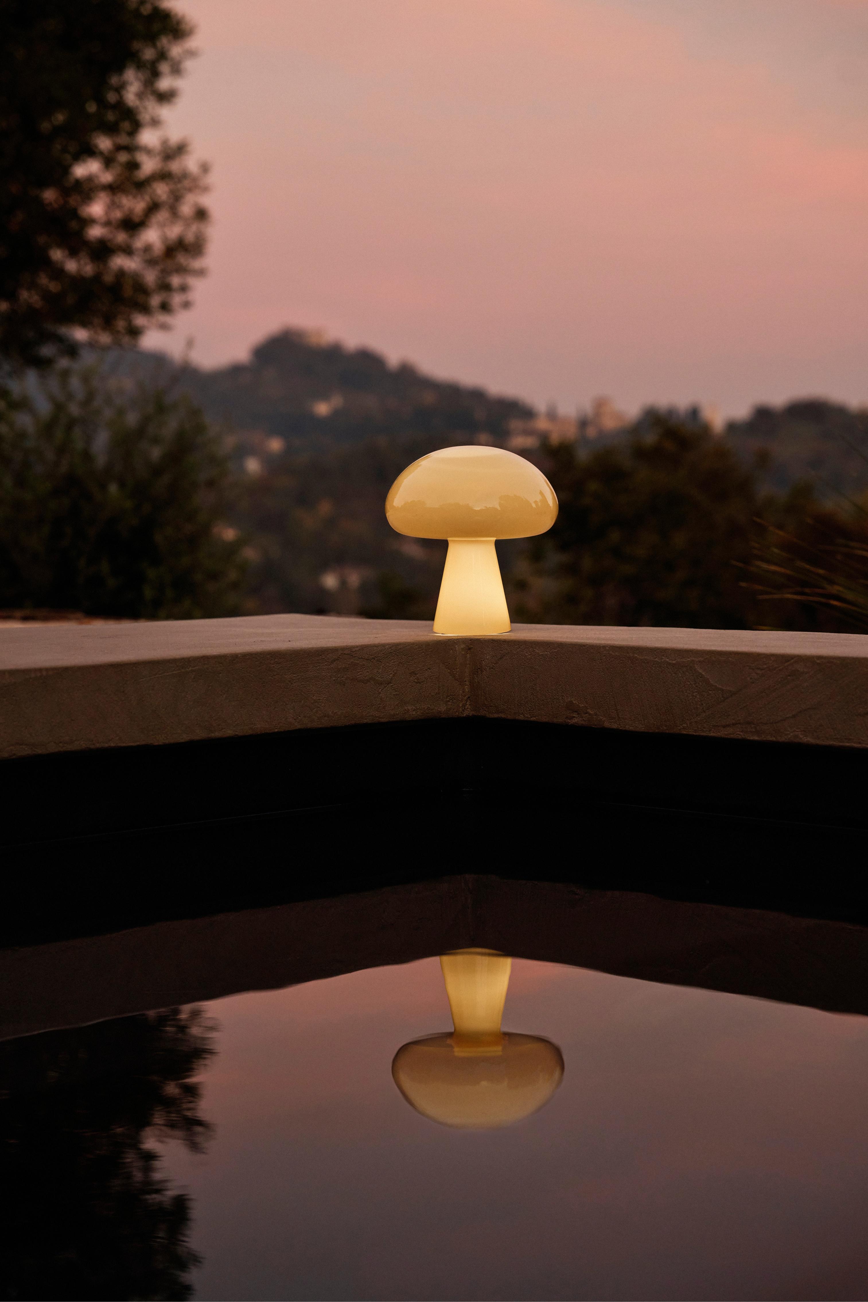 Tragbare Lampe OBELLO buttrig gelb