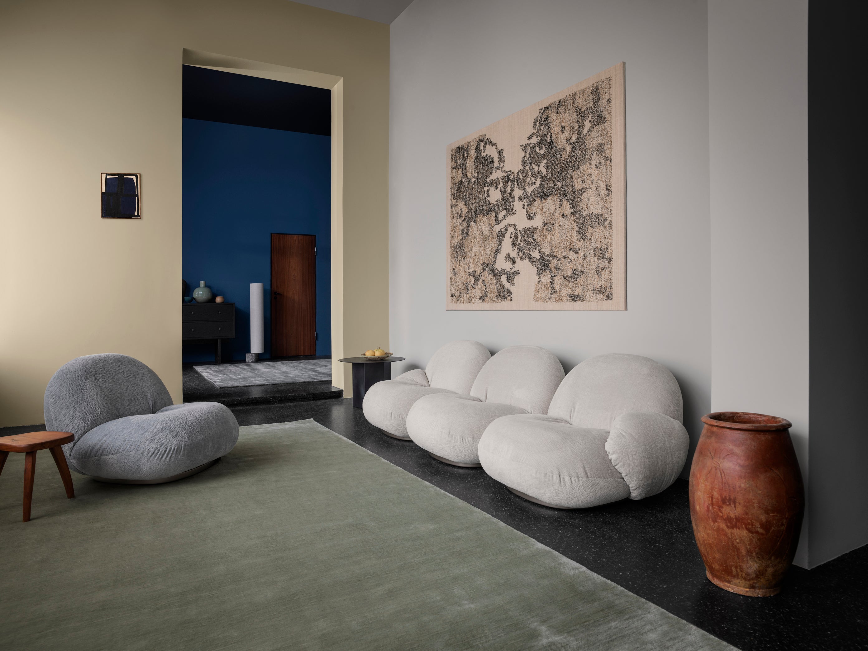 Sofa 2-sitzig PACHA mit schwarzem Gestell