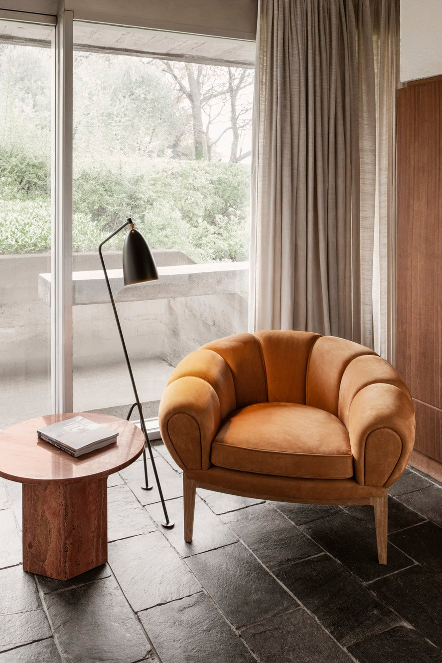 GRÄSHOPPA black matte tripod floor lamp
