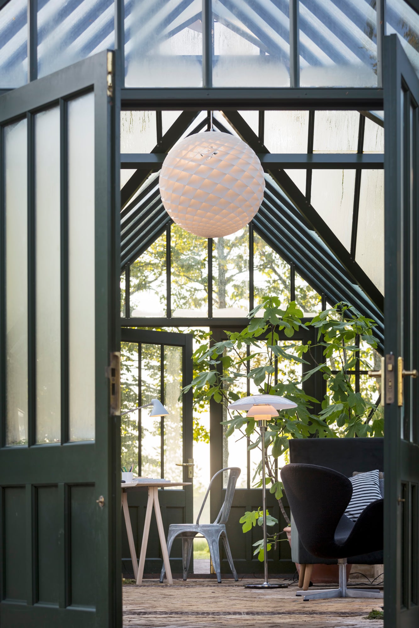 Pendant lamp PATERA white