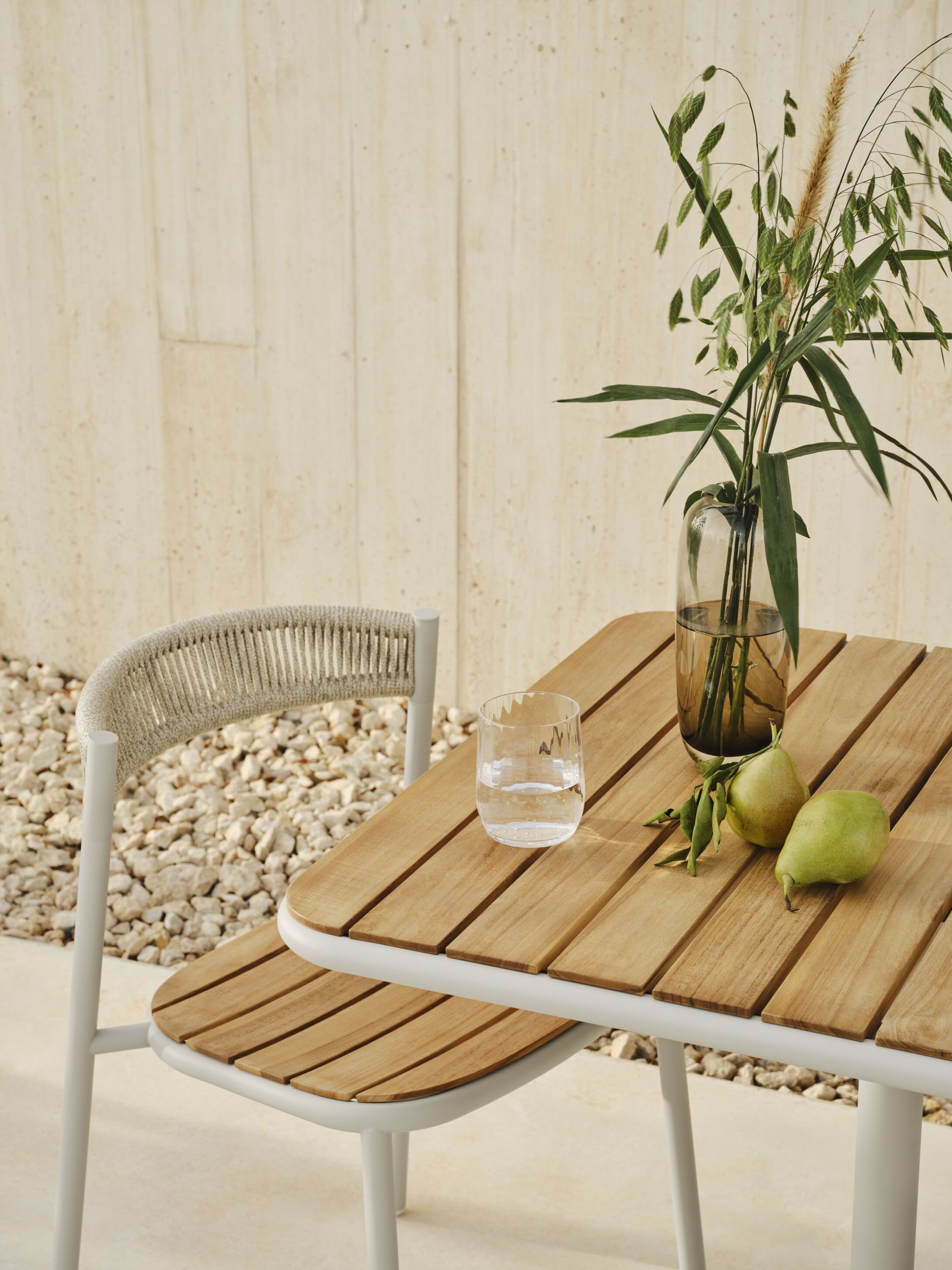 Square table external wooden kite with a gray steel base