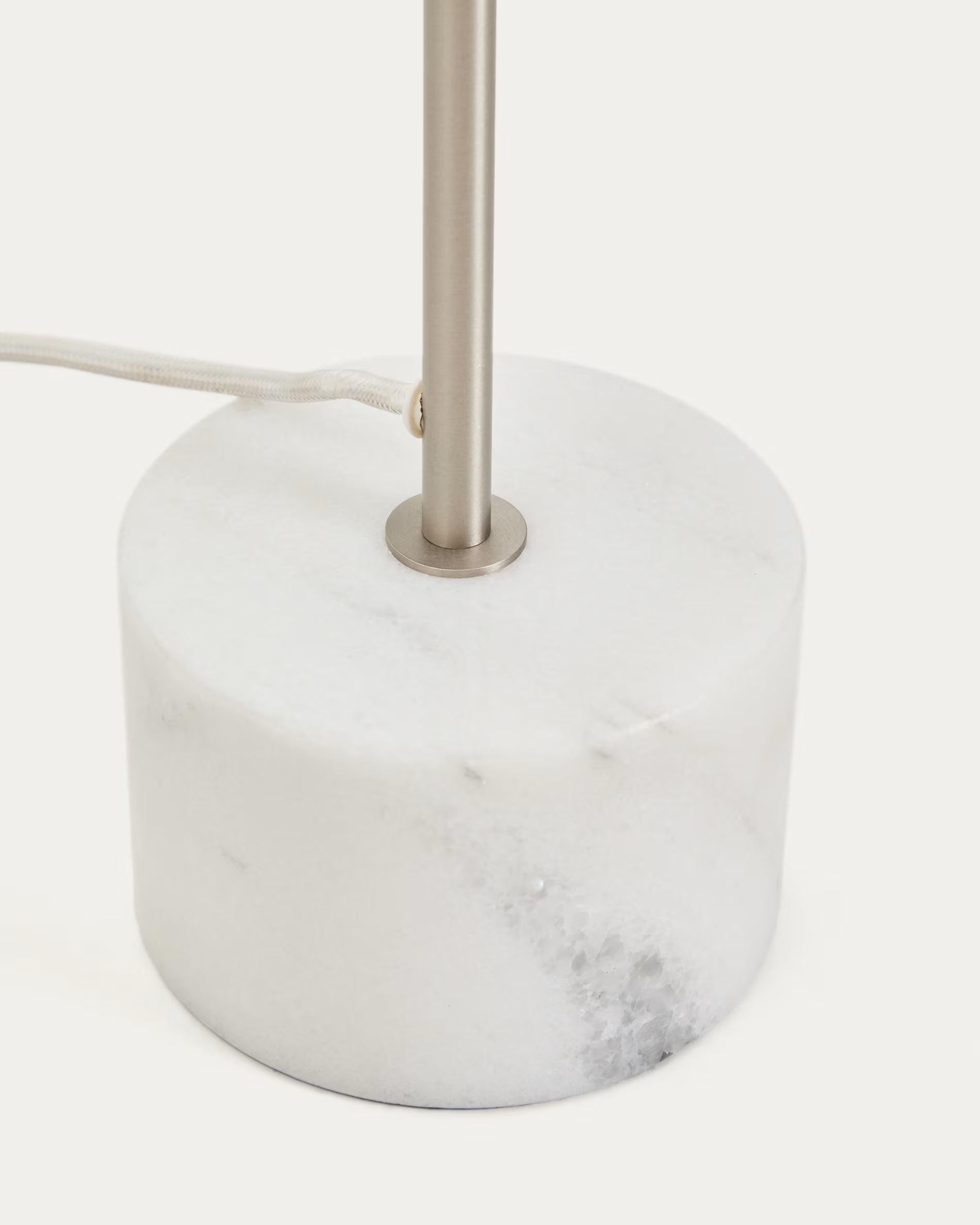 Lampa podłogowa LYNOR srebrny z białą marmurową podstawą