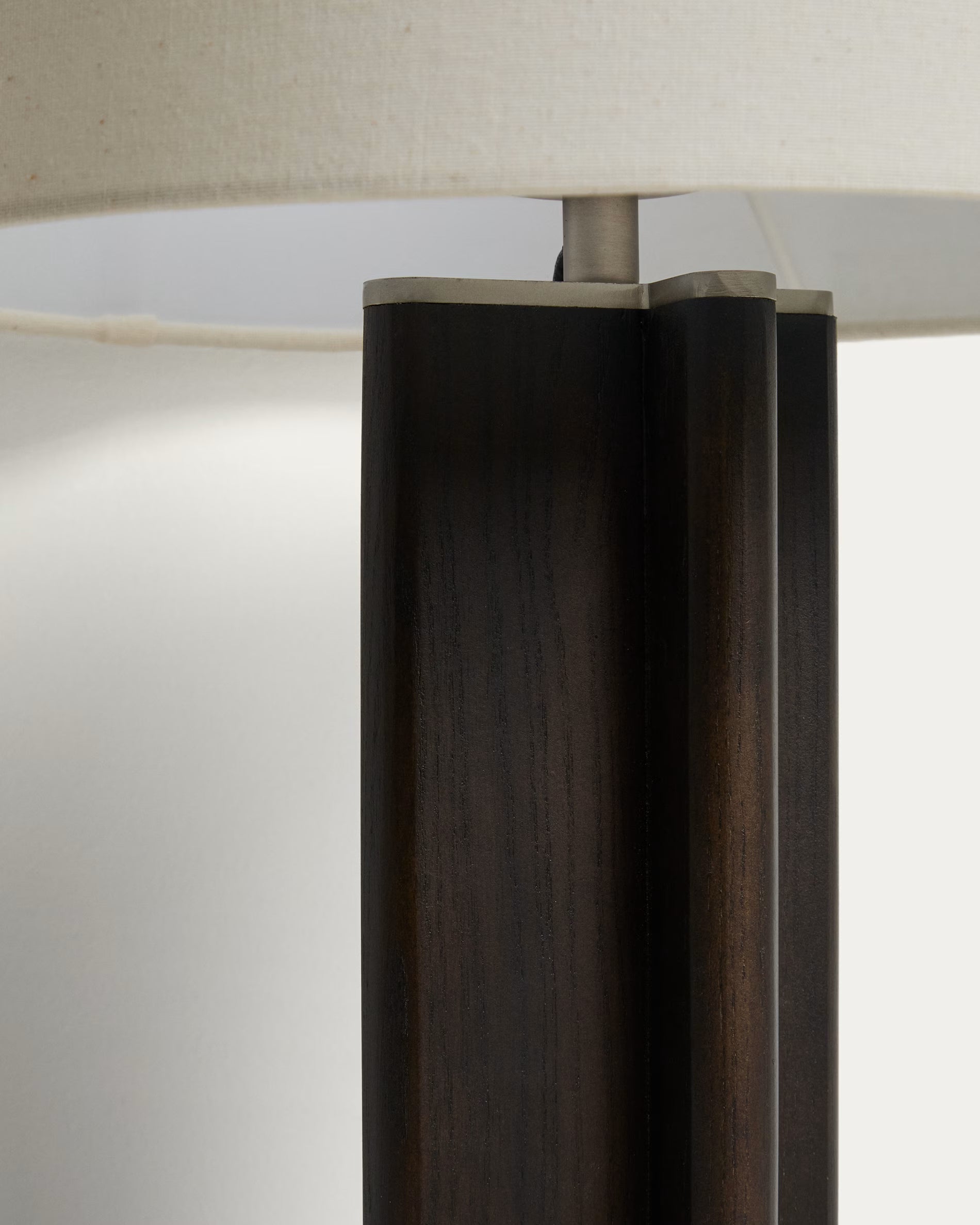 NIANI Table Lamp in Gray with Dark Wooden Base