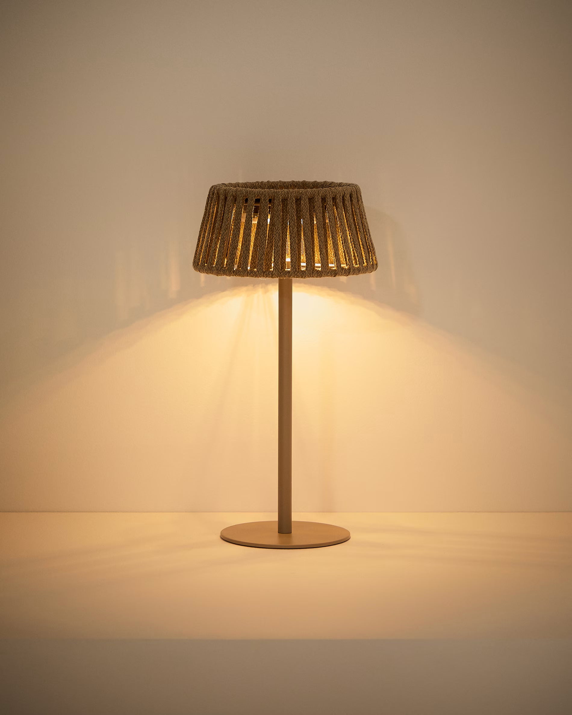 Solar-Gartenlampe ALDET beige