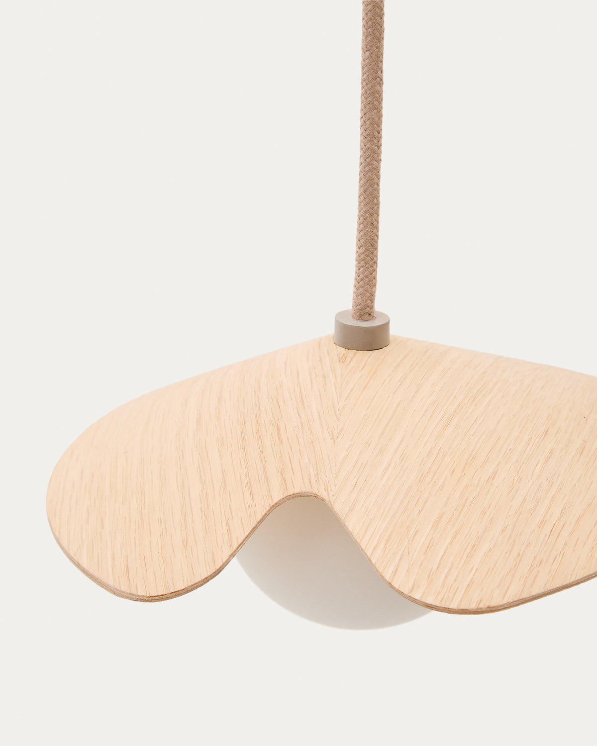 Lampa wisząca WILARA naturalny fornir dębowy z 1 kloszem – ujęcie 4