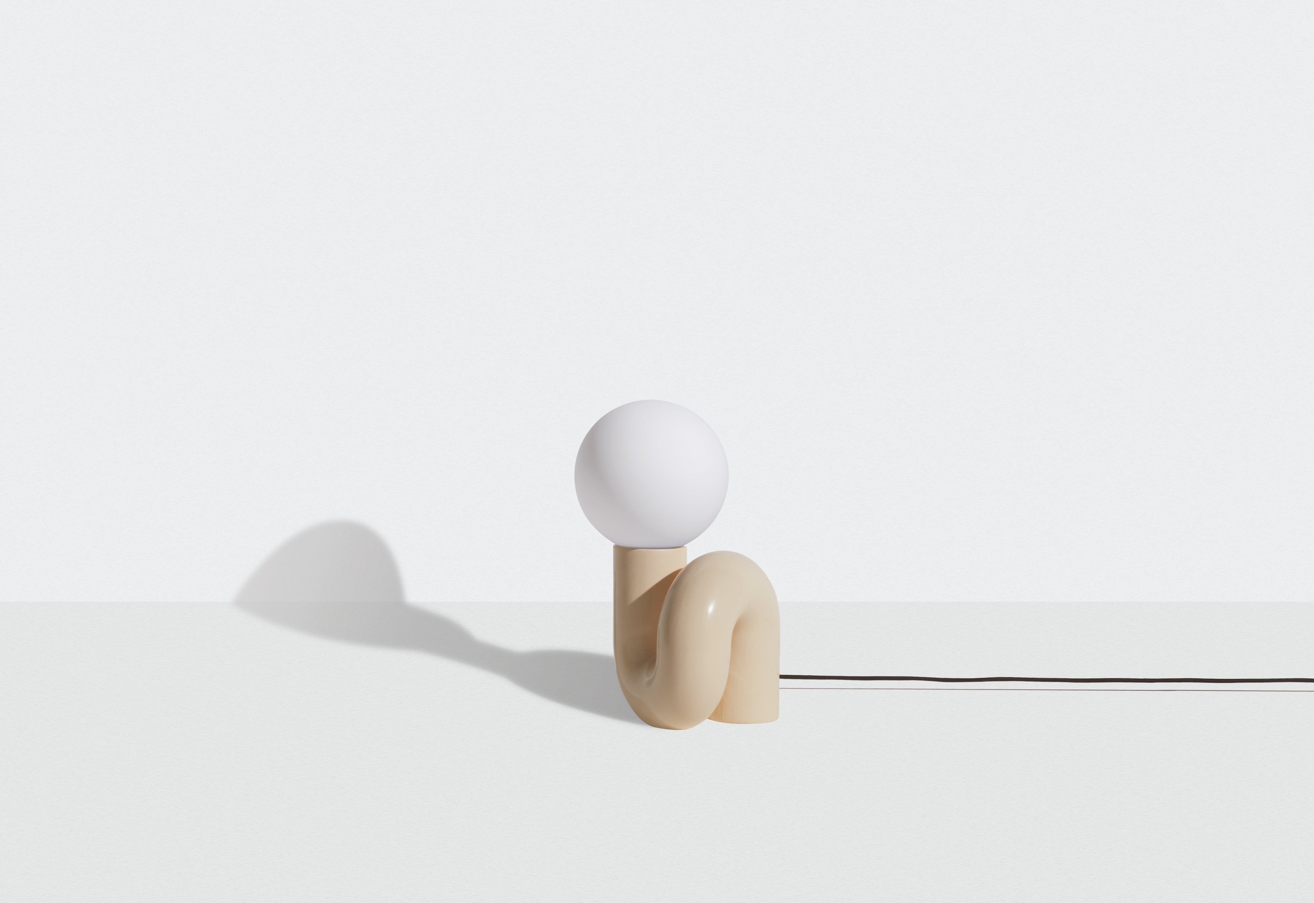 NEOTENIC vanilla table lamp
