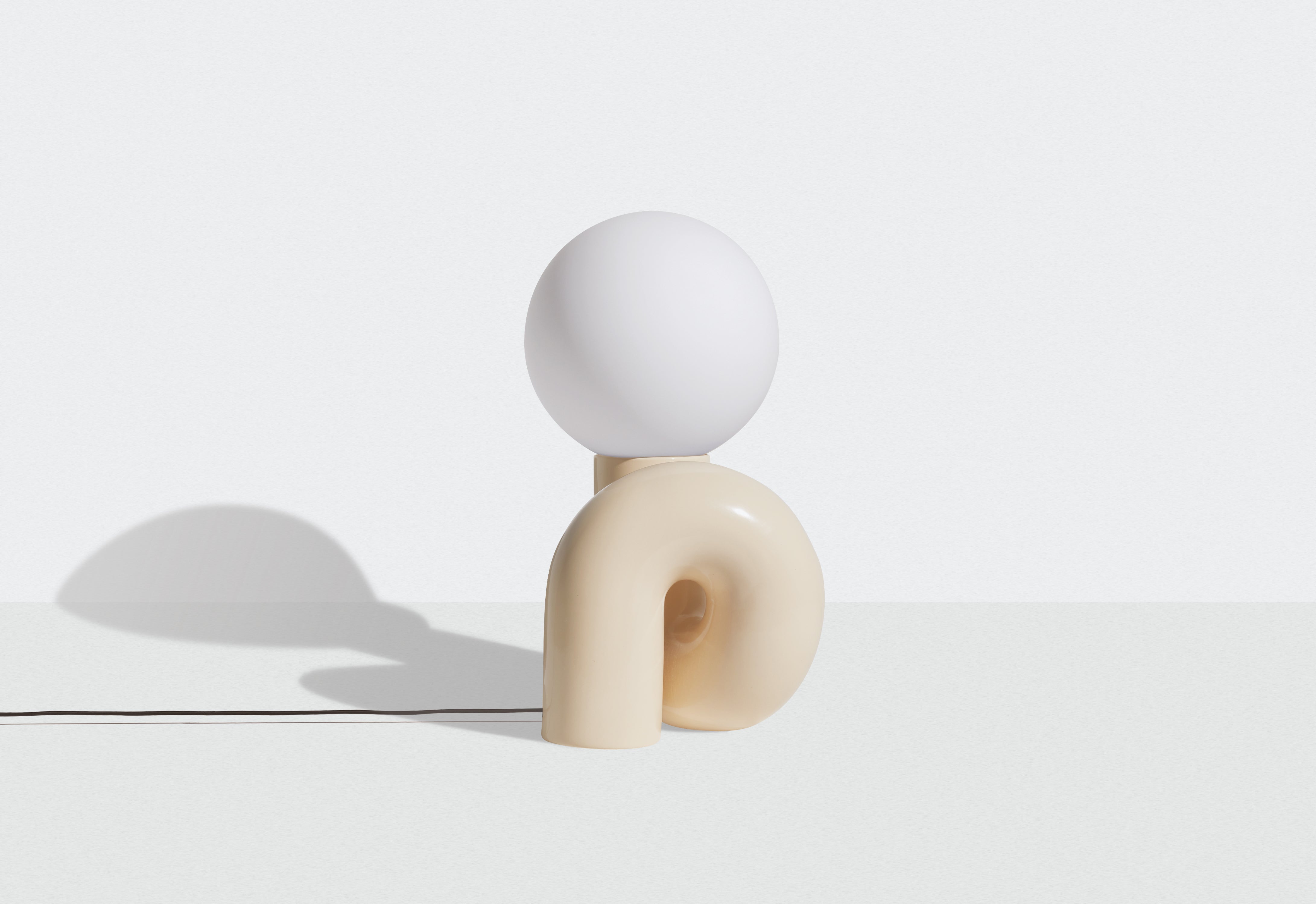 NEOTENIC vanilla table lamp