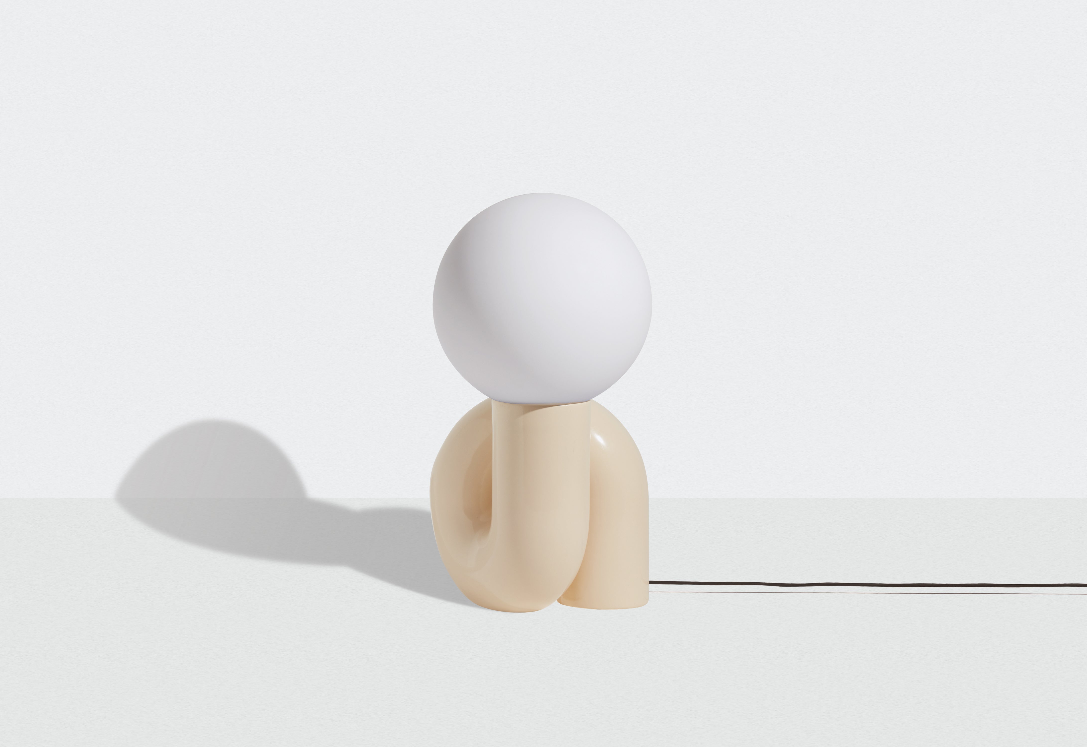 NEOTENIC vanilla table lamp