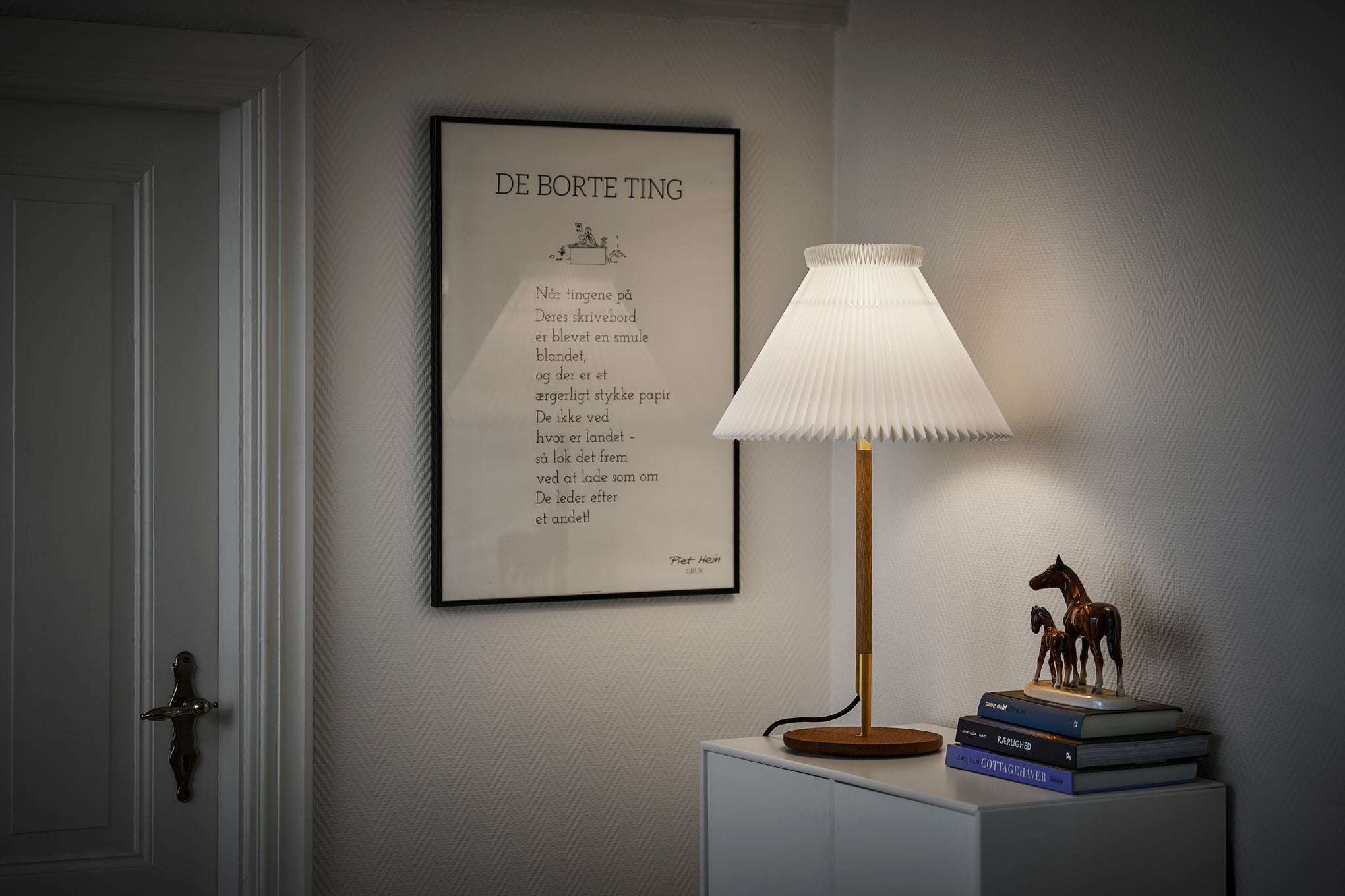 Table lamp MODEL 328 smoked oak