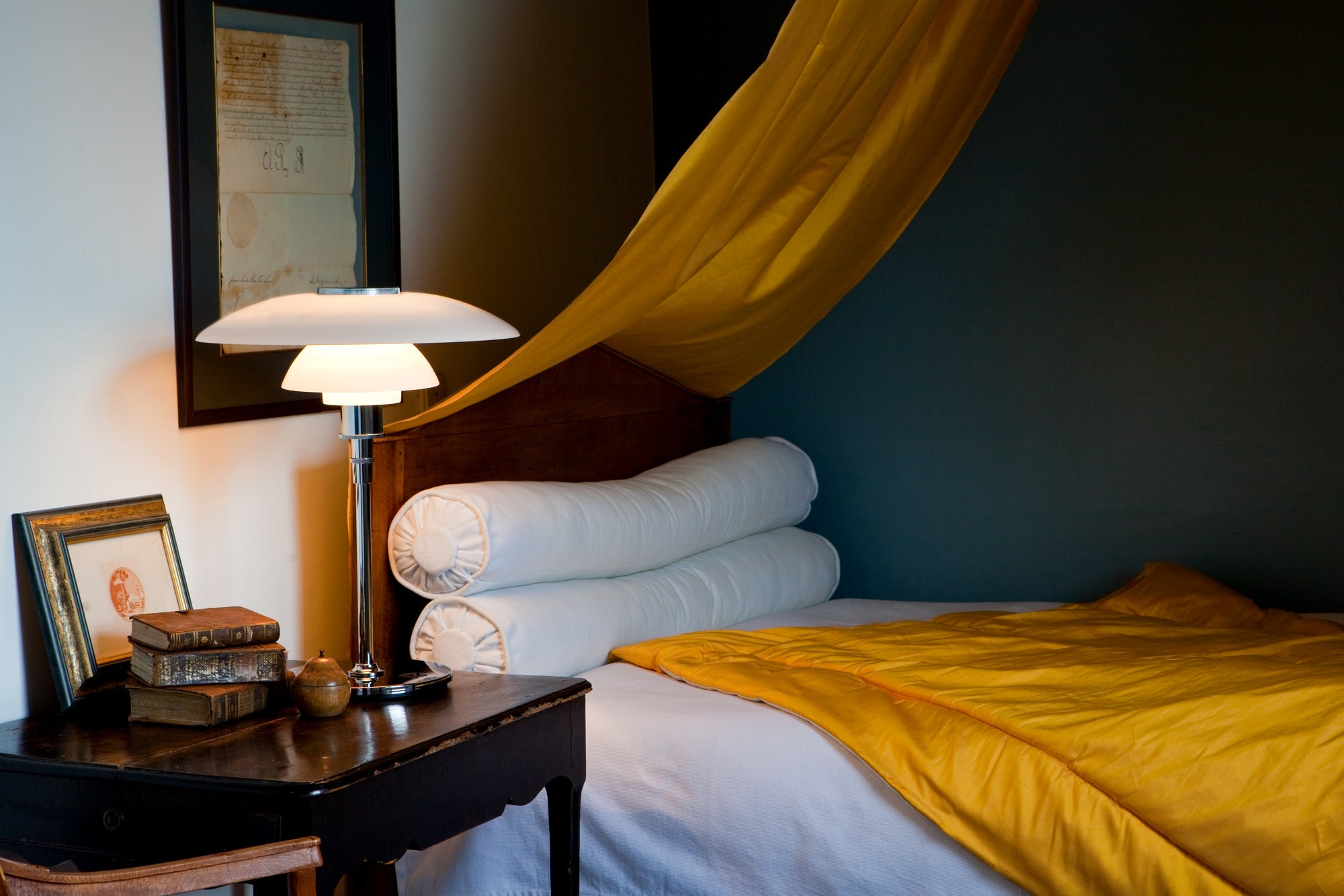 Tischlampe PH 4½-3½ weiß mit verchromtem Fuß