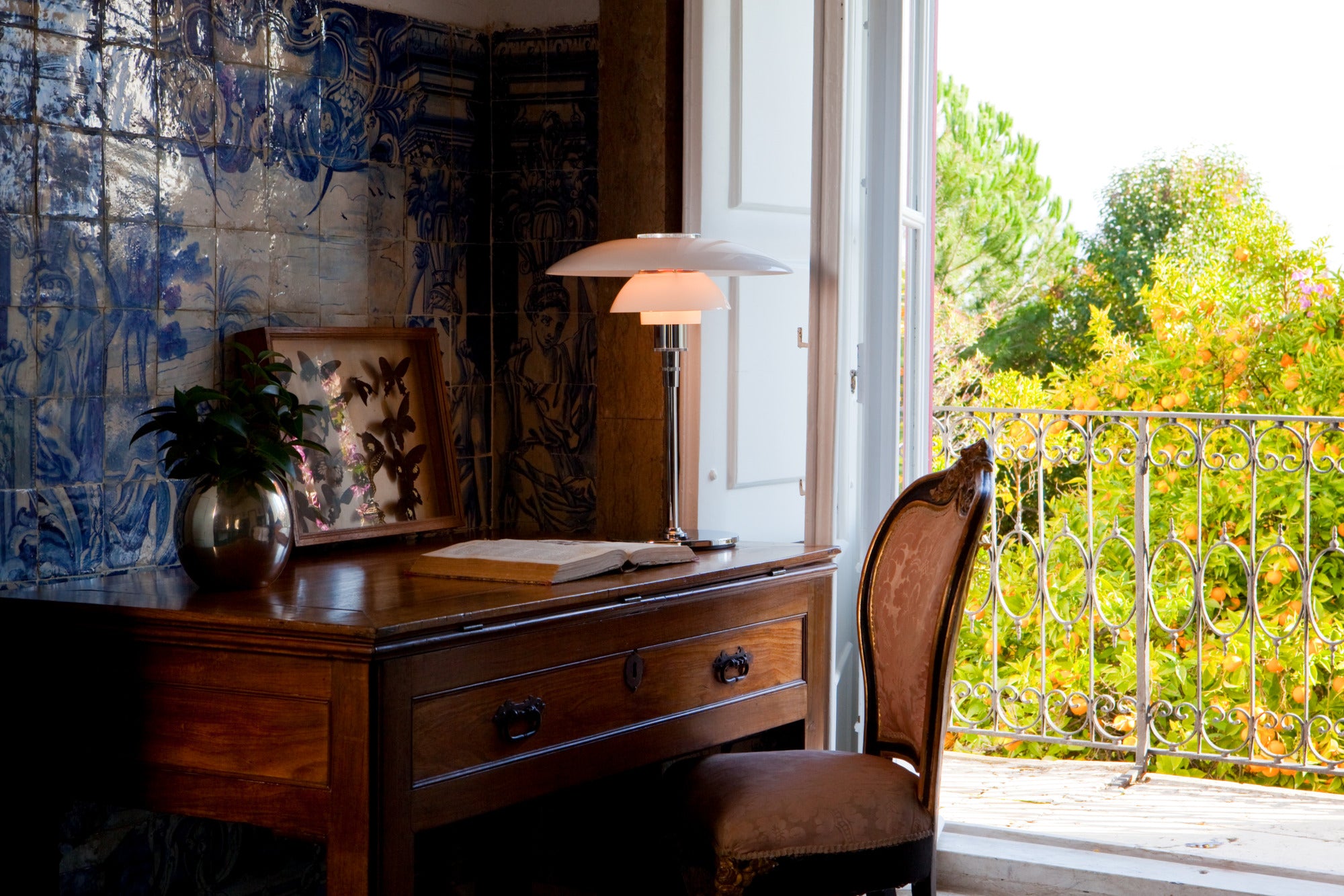 Tischlampe PH 4½-3½ weiß mit verchromtem Fuß