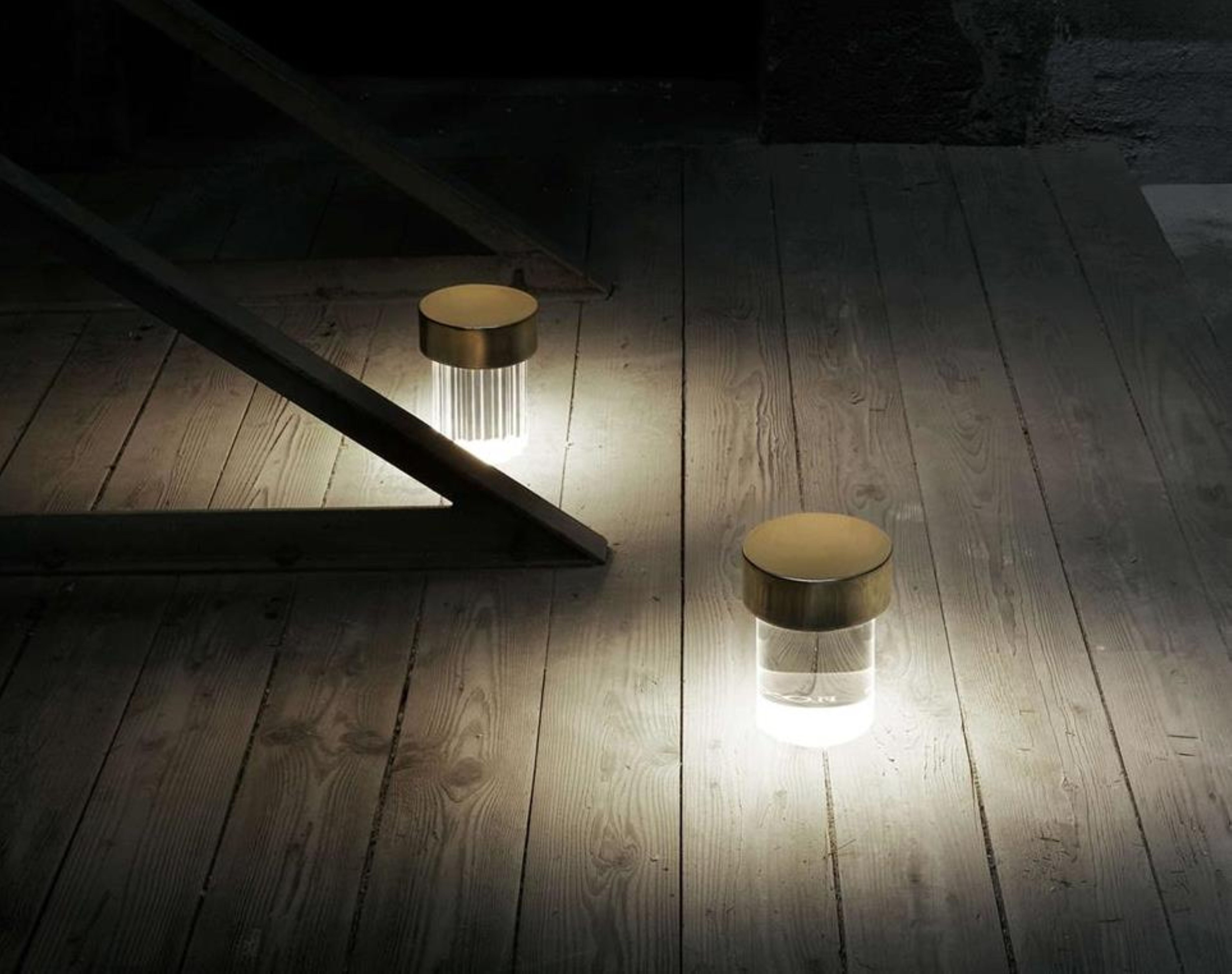 Tragbare Lampe LAST ORDER FLUTED aus Messing