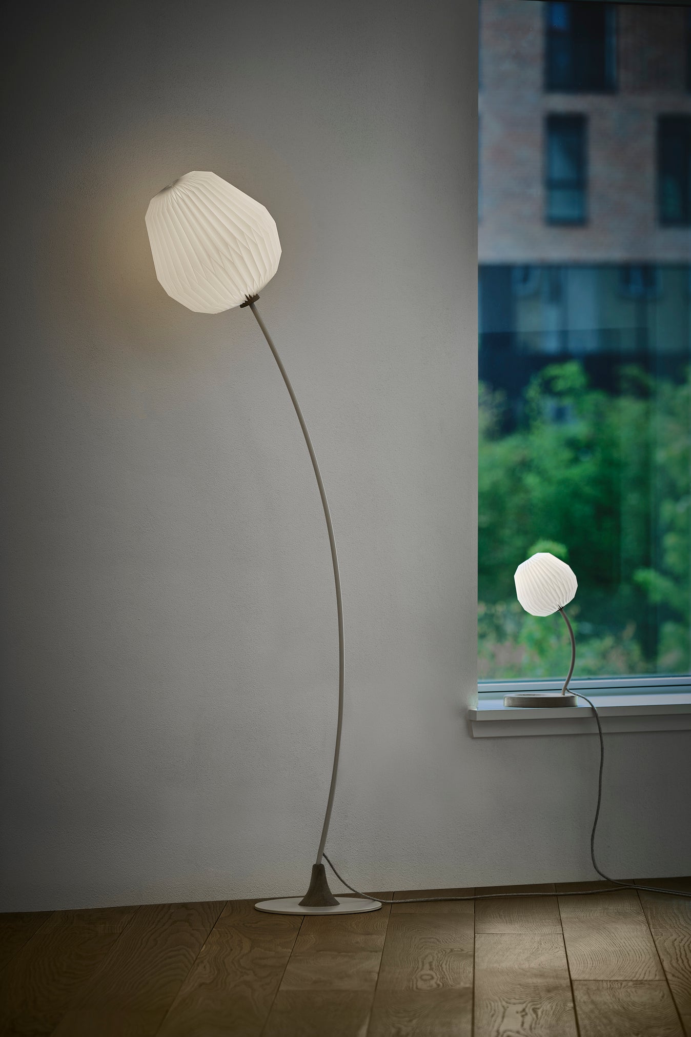 Floor lamp MODEL 330 BOUQUET white