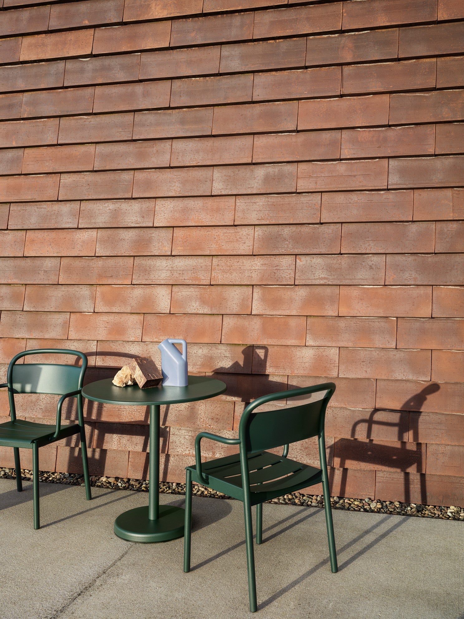 Outdoor Armchair with Armrests LINEAR Dark Green Steel [Amelia]