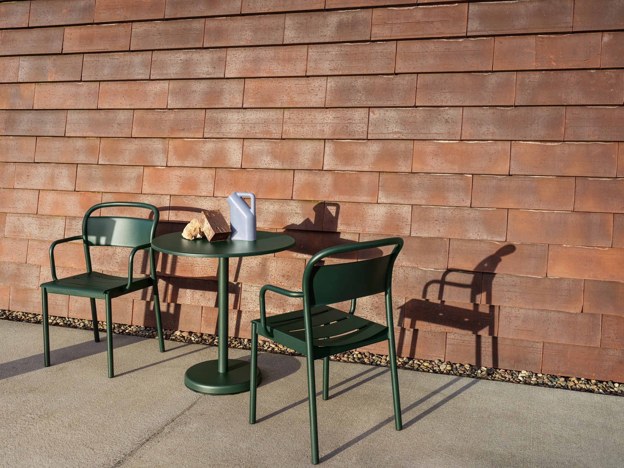 Outdoor Armchair with Armrests LINEAR Dark Green Steel [Amelia]