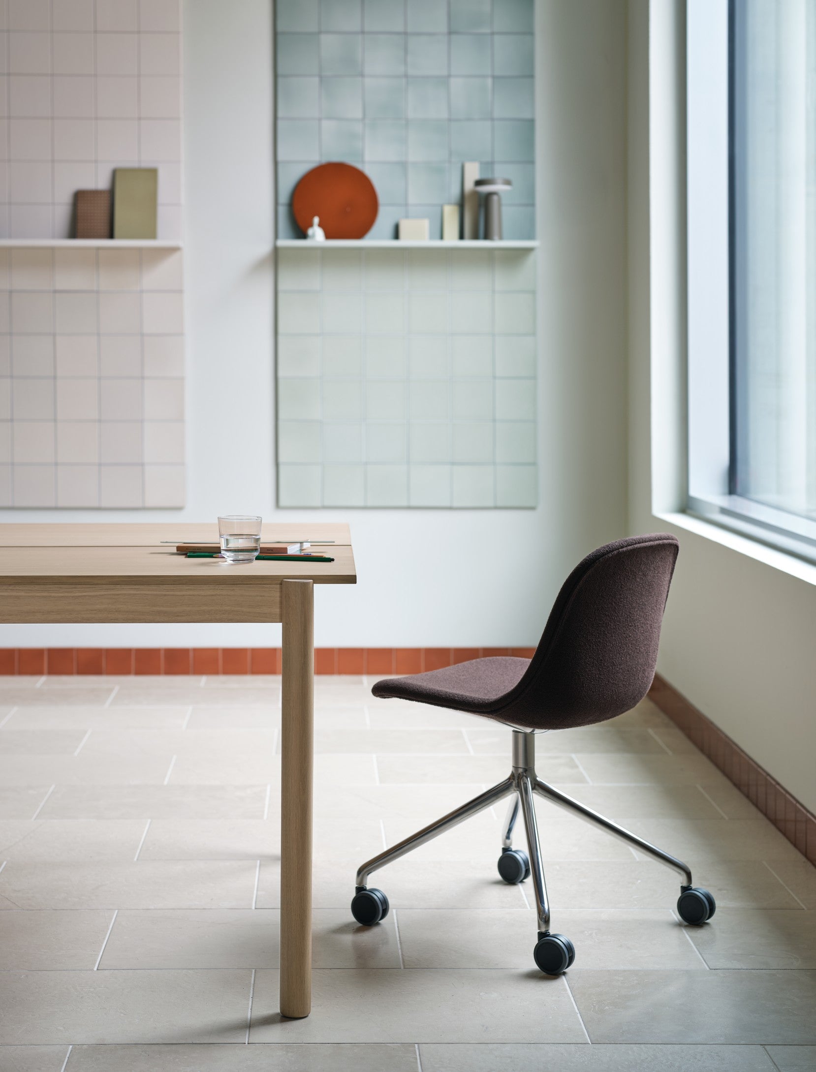 Bürotisch LINEAR SYSTEM Eichenfurnier