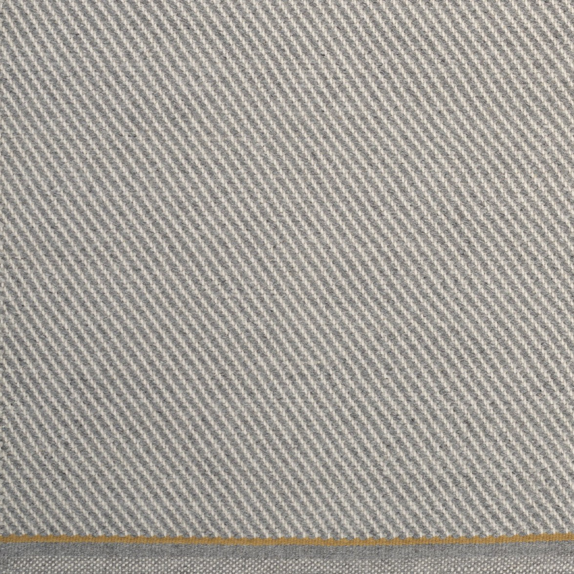 Teppich DAWN LIGHT grau mit senfgelbem Streifen