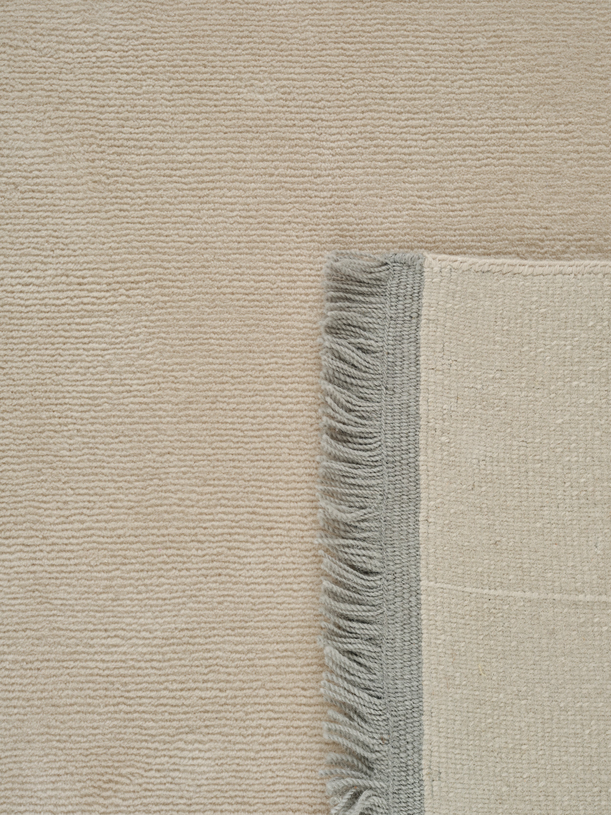 LINEAL FLOW beige rug with gray