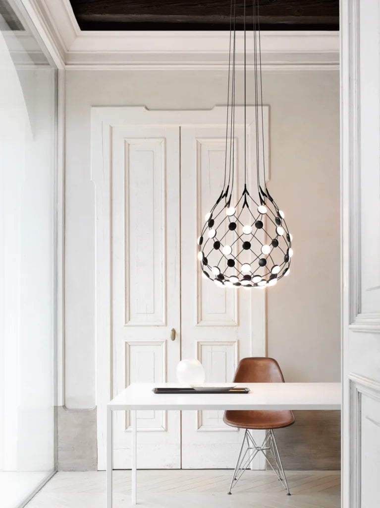 Black mesh hanging lamp