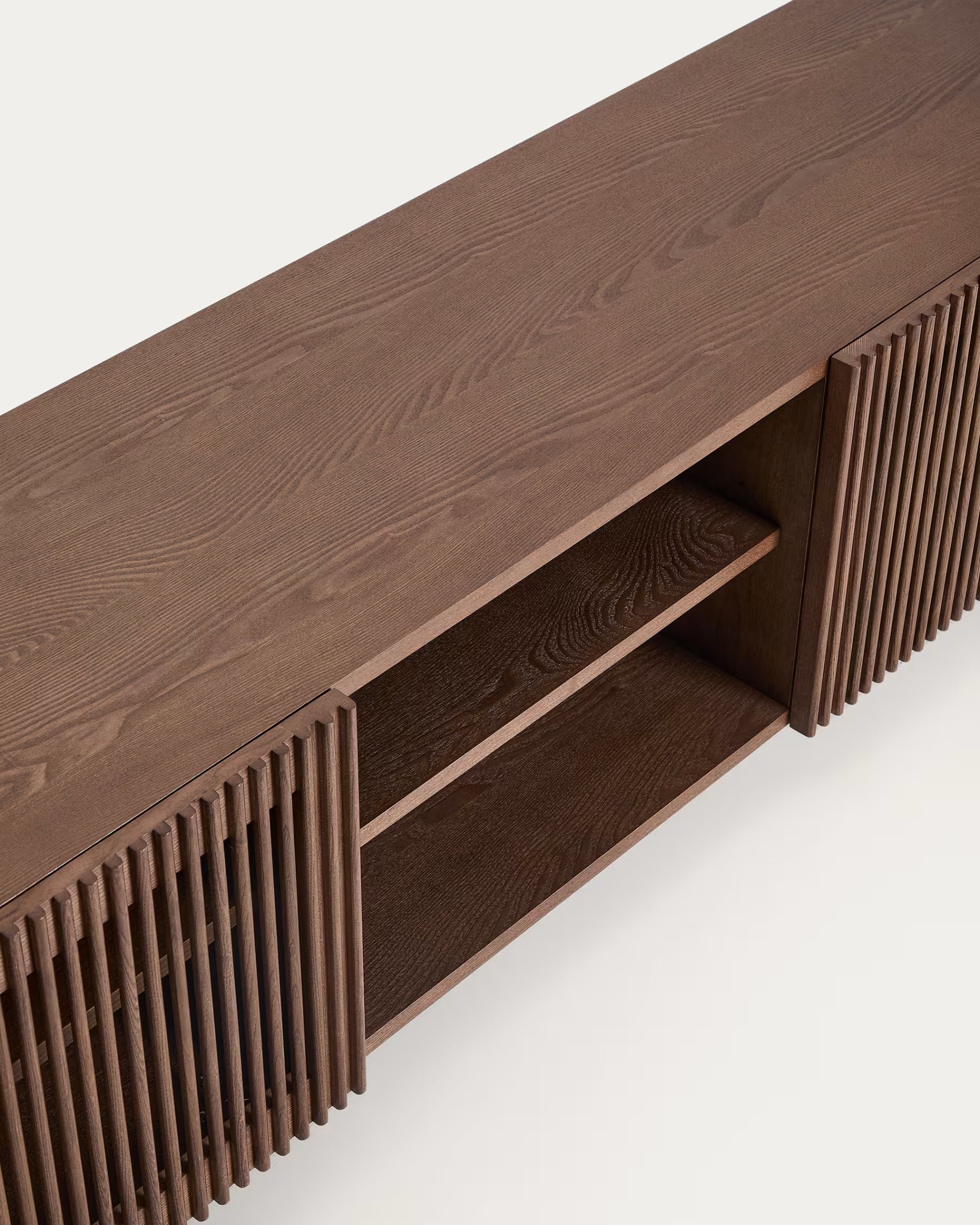 RTV-Sideboard BEYLA aus dunkelbraunem Eschenholz