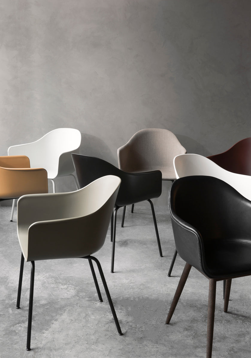 HARBOUR Armchair beige boucle with dark oak base