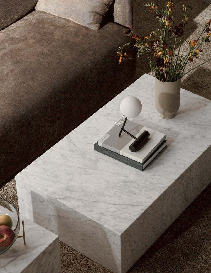 Couchtisch PLINTH sandstein