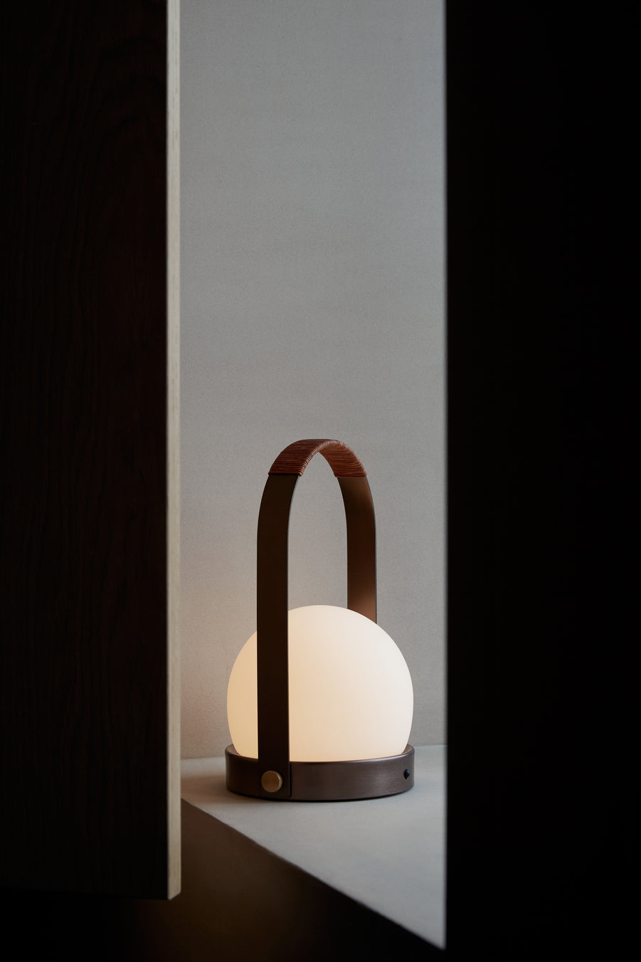 Tragbare Lampe CARRIE brüniertes Messing