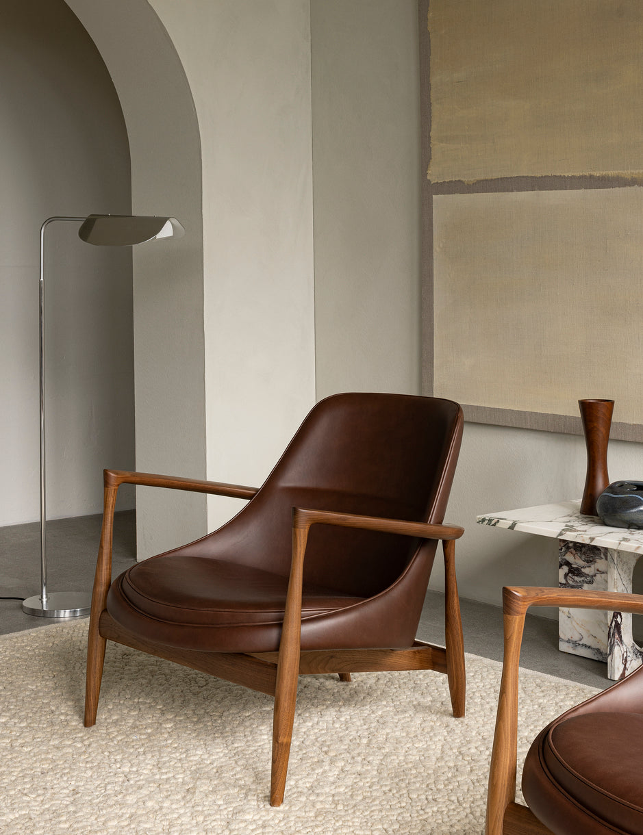 ELIZABETH armchair in cognac leather with oak base [Julia]