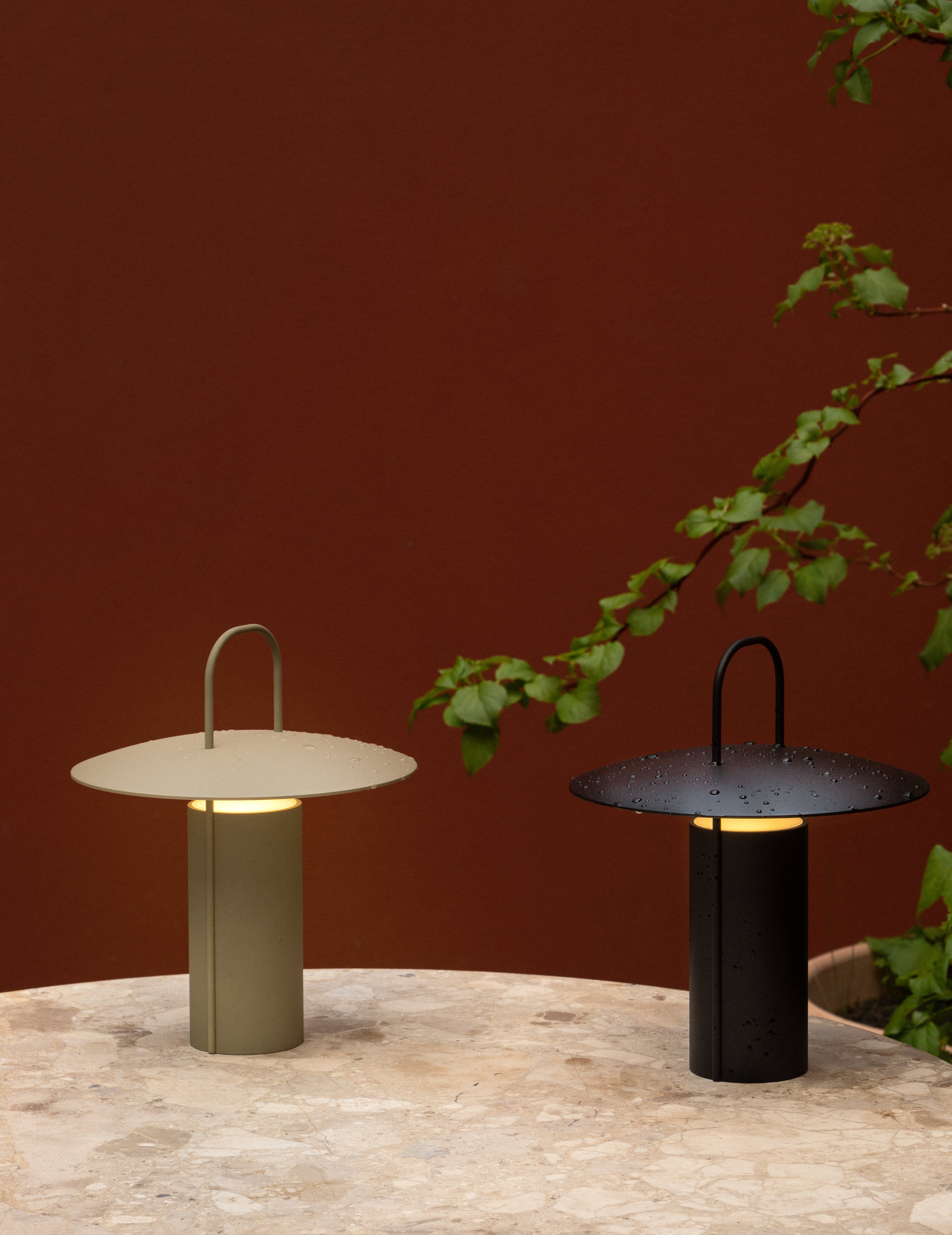Tragbare Lampe RAY olivgrün