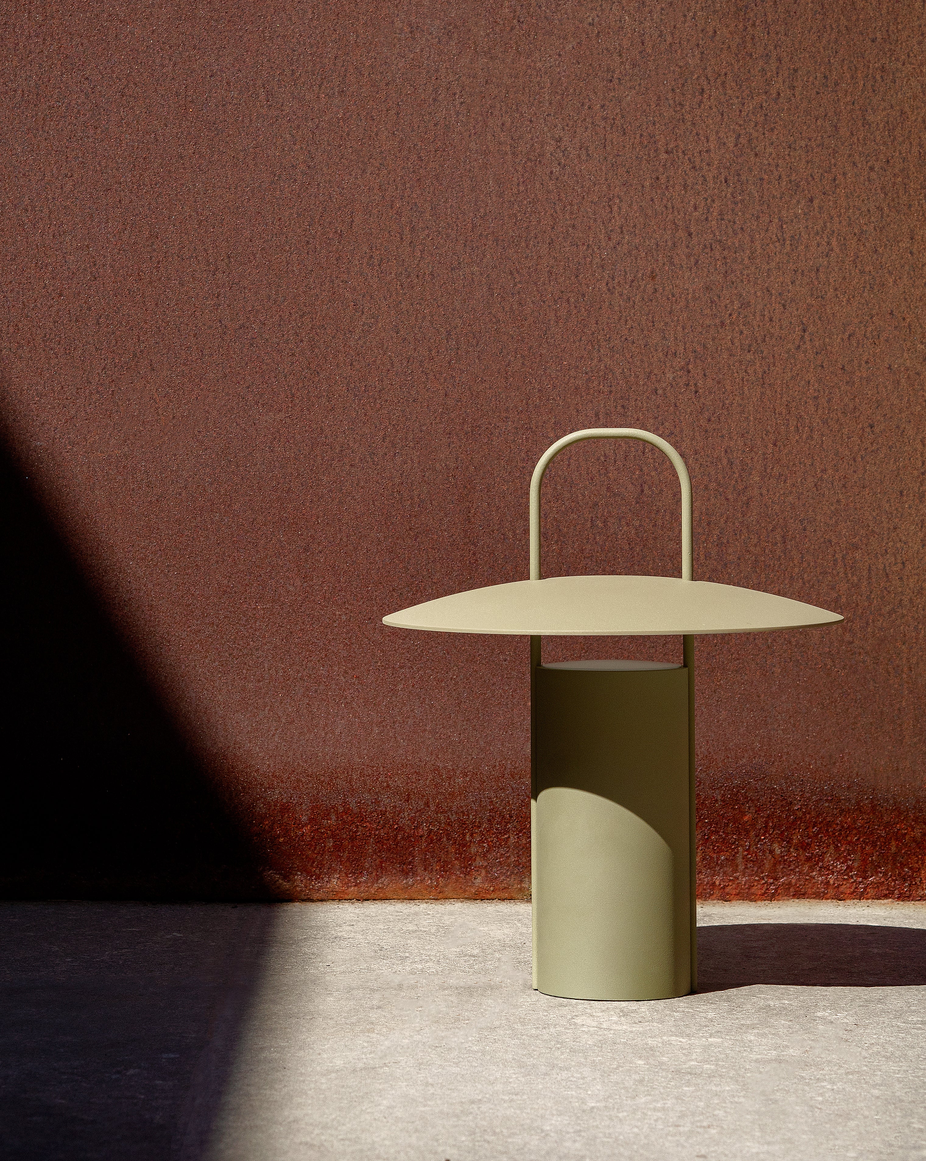 Tragbare Lampe RAY olivgrün