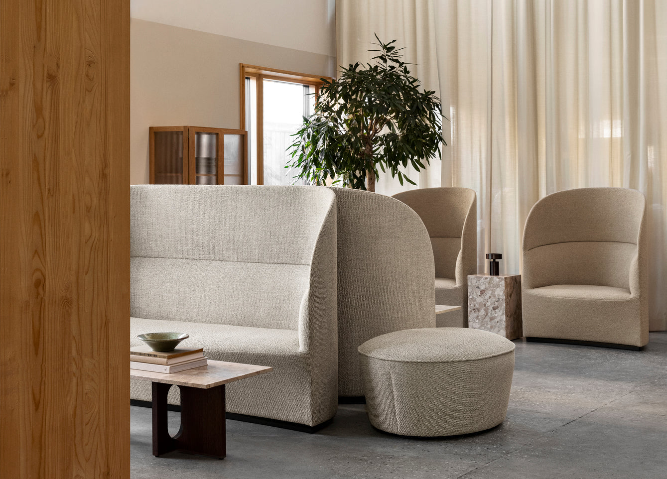 Sofa z wysokim oparciem TEAROOM brązowy