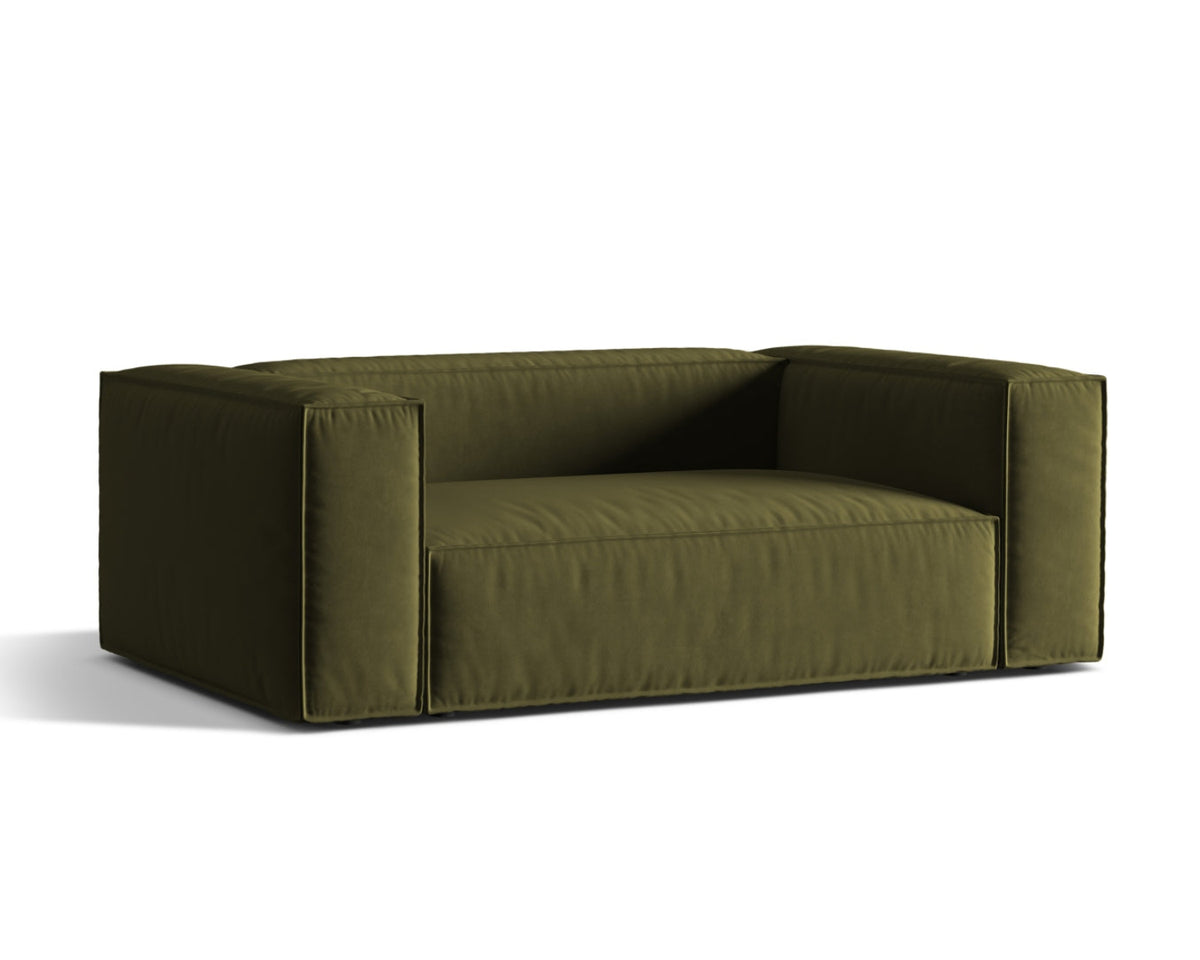 Sofa aksamitna 2-osobowa NURIA mchowy melanż – ujęcie boczne